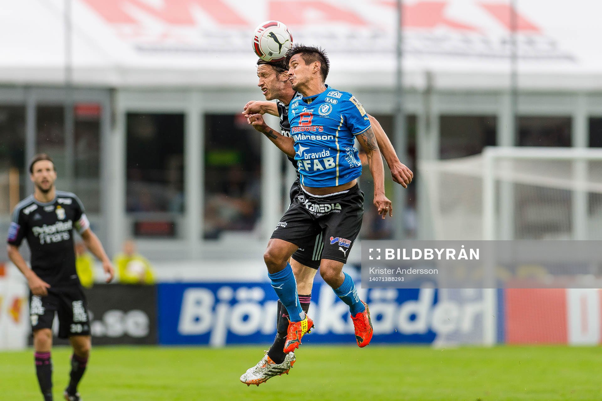 Halmstads Antonio Rojas i duell