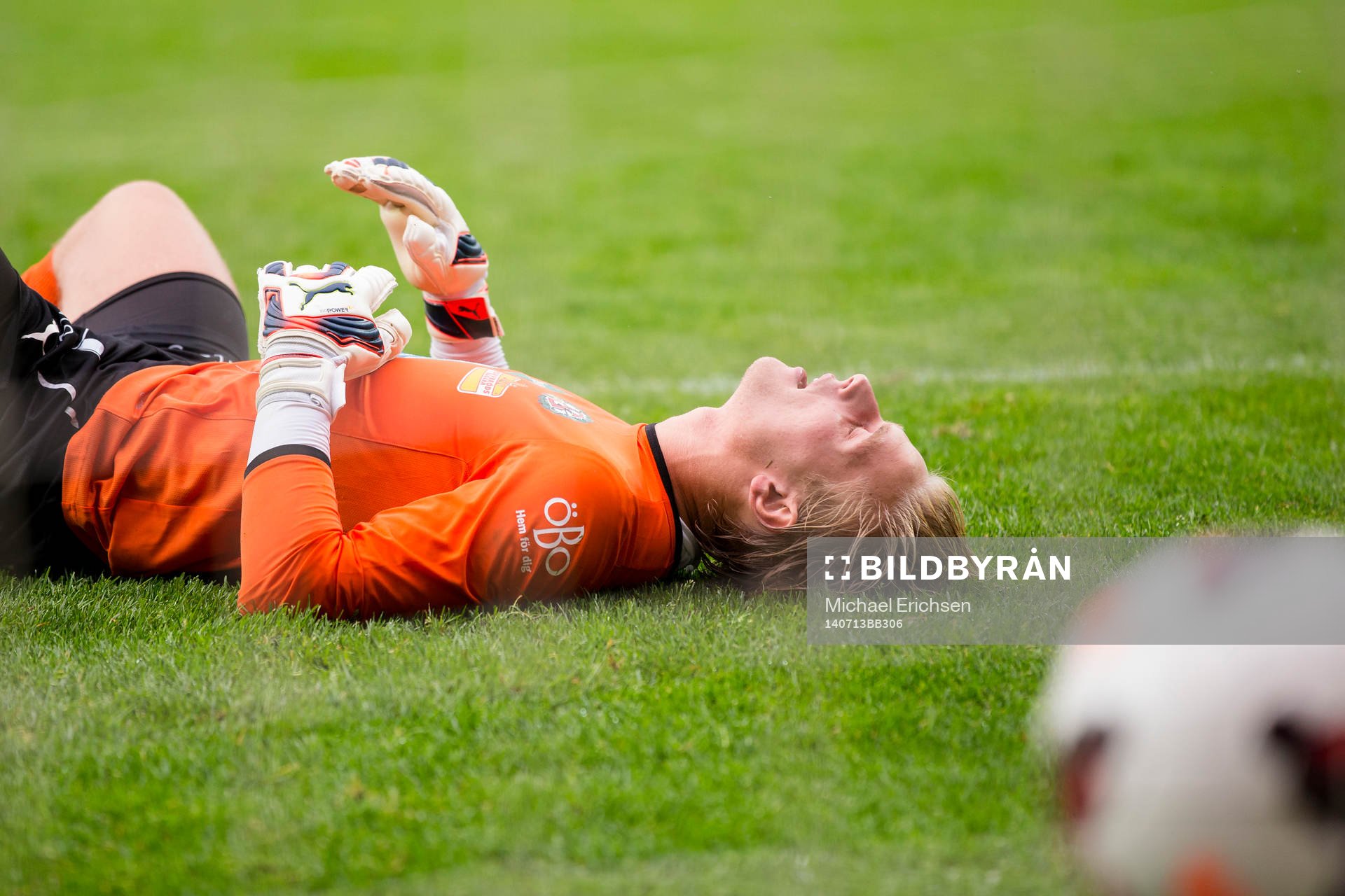 Örebros målvakt Jacob Rinne deppar