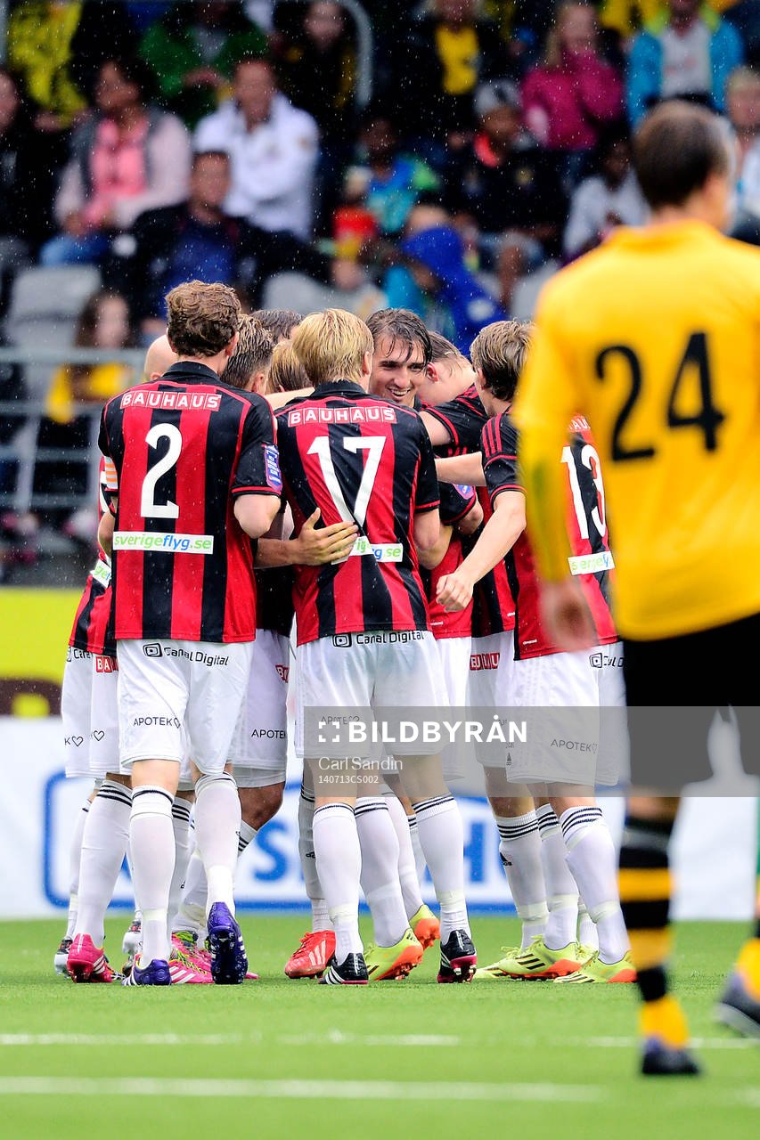Brommapojkarnas spelare jublar
