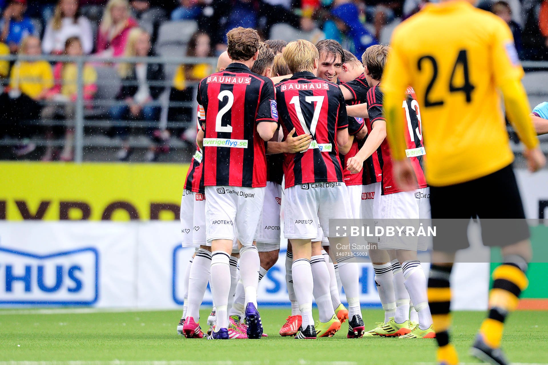 Brommapojkarnas spelare jublar
