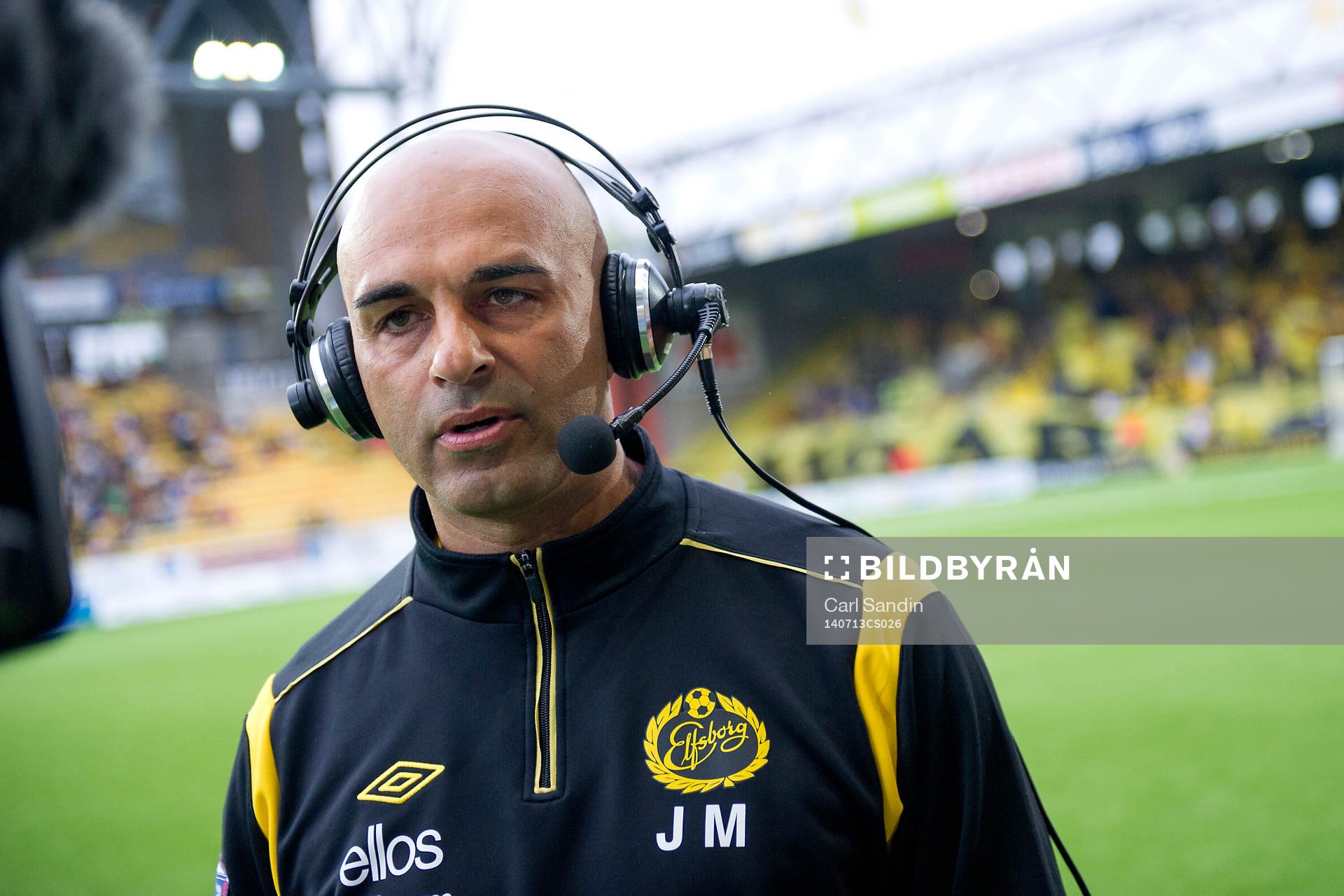 Elfsborgs tränare Jan Mian blir intervjuad innan