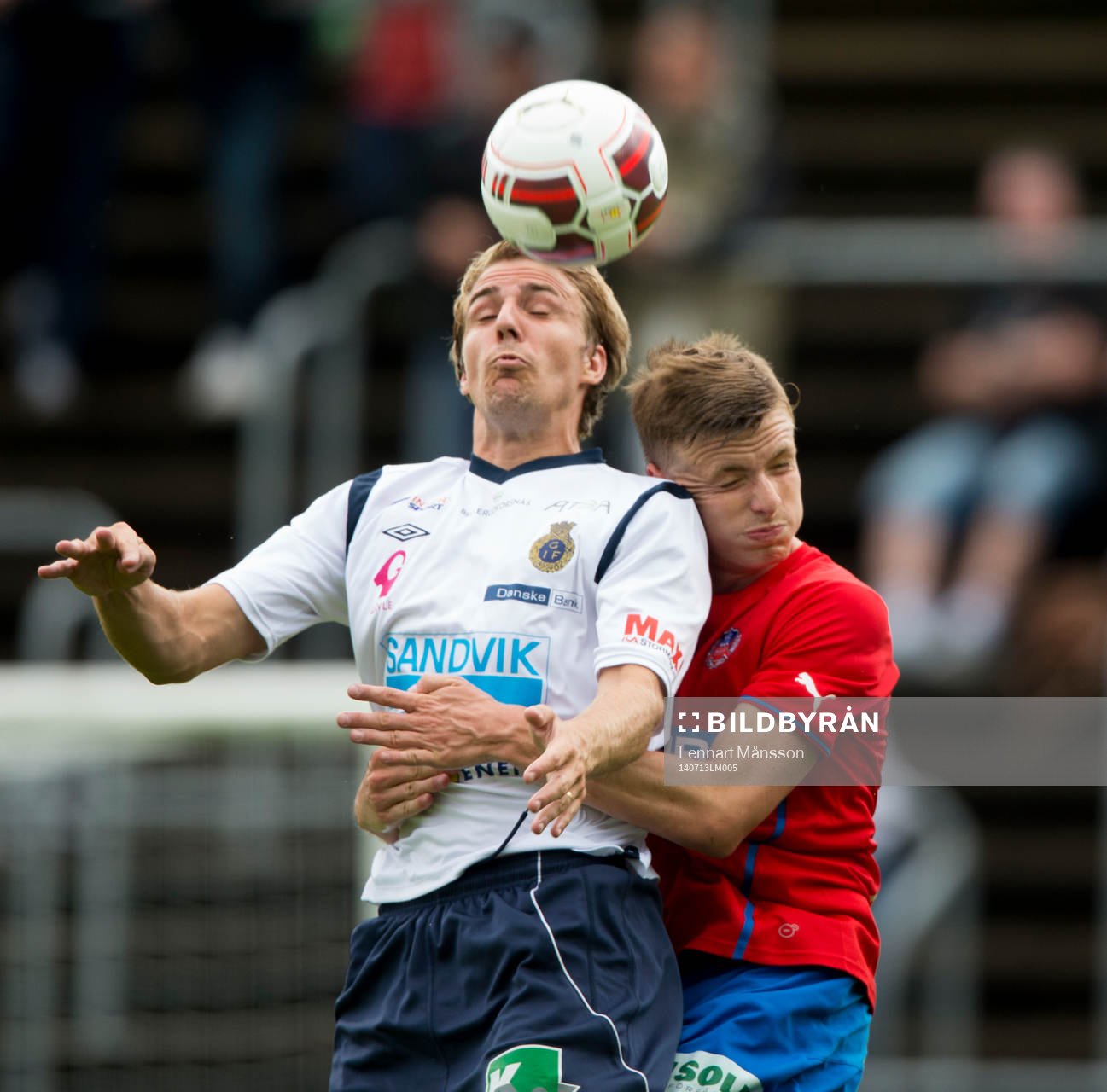 Gefles Johan Oremo och Helsingborgs Carl Johansson i
