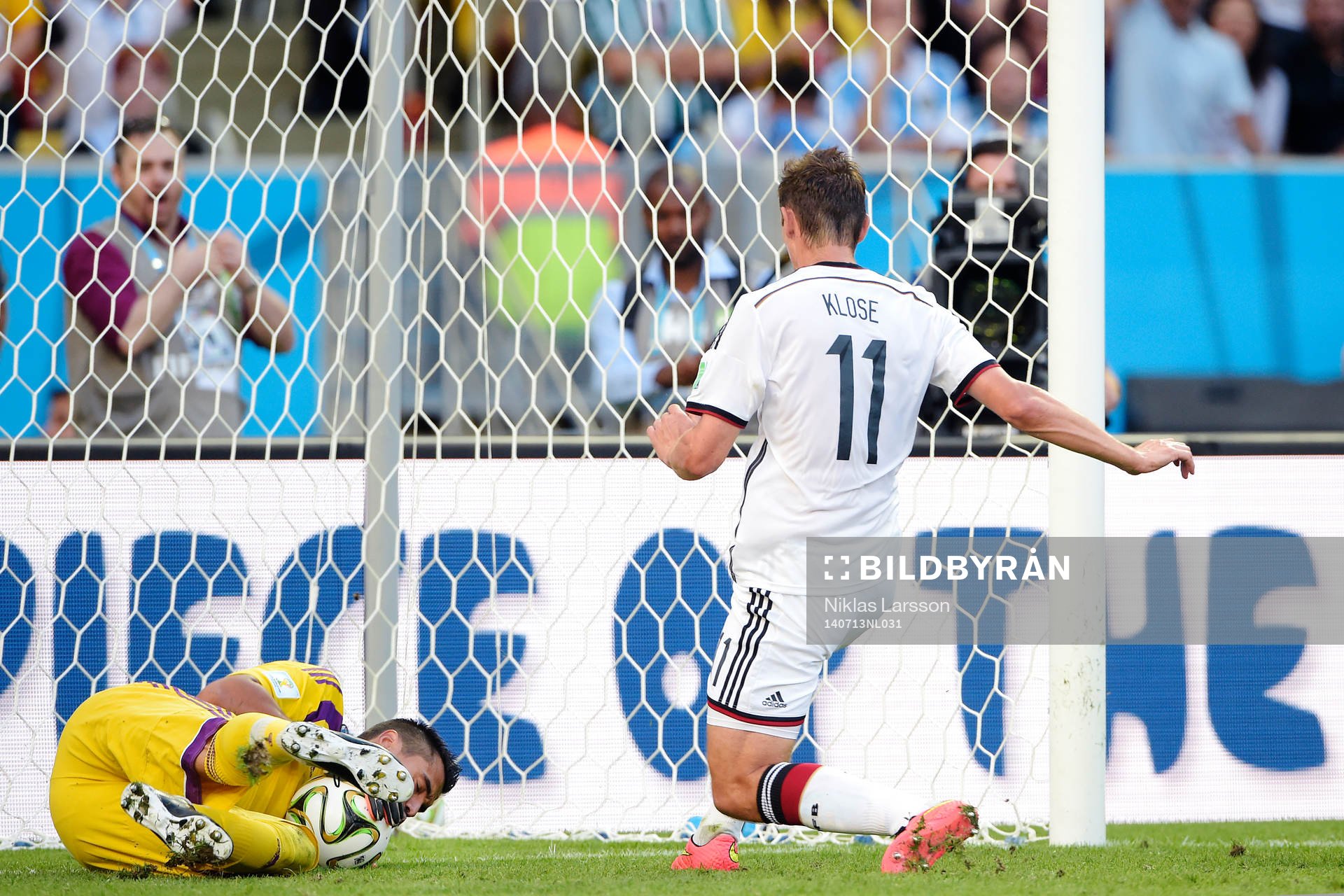 Tysklands Miroslav Klose nära att göra mål