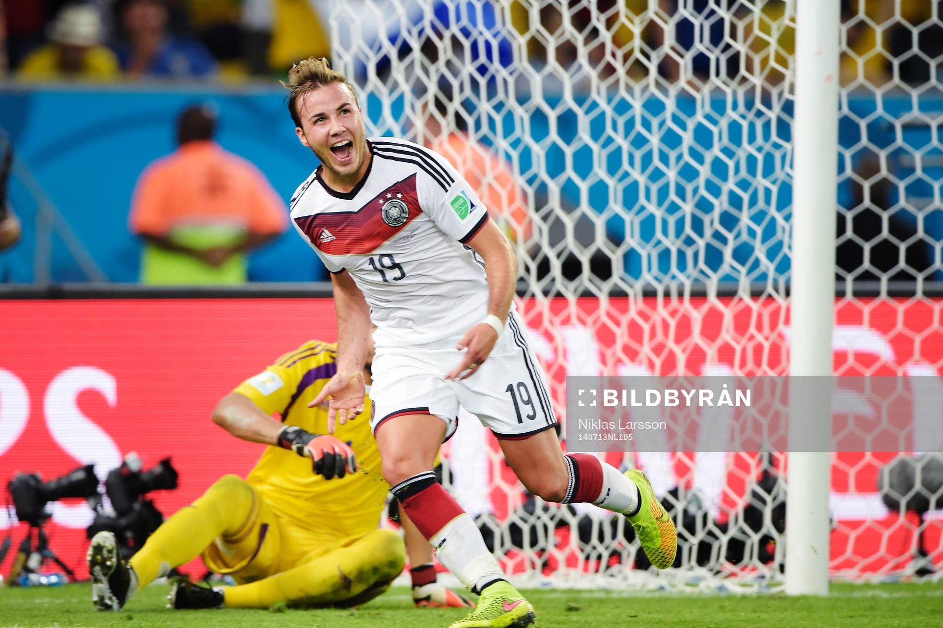 Tysklands Mario Götze jublar