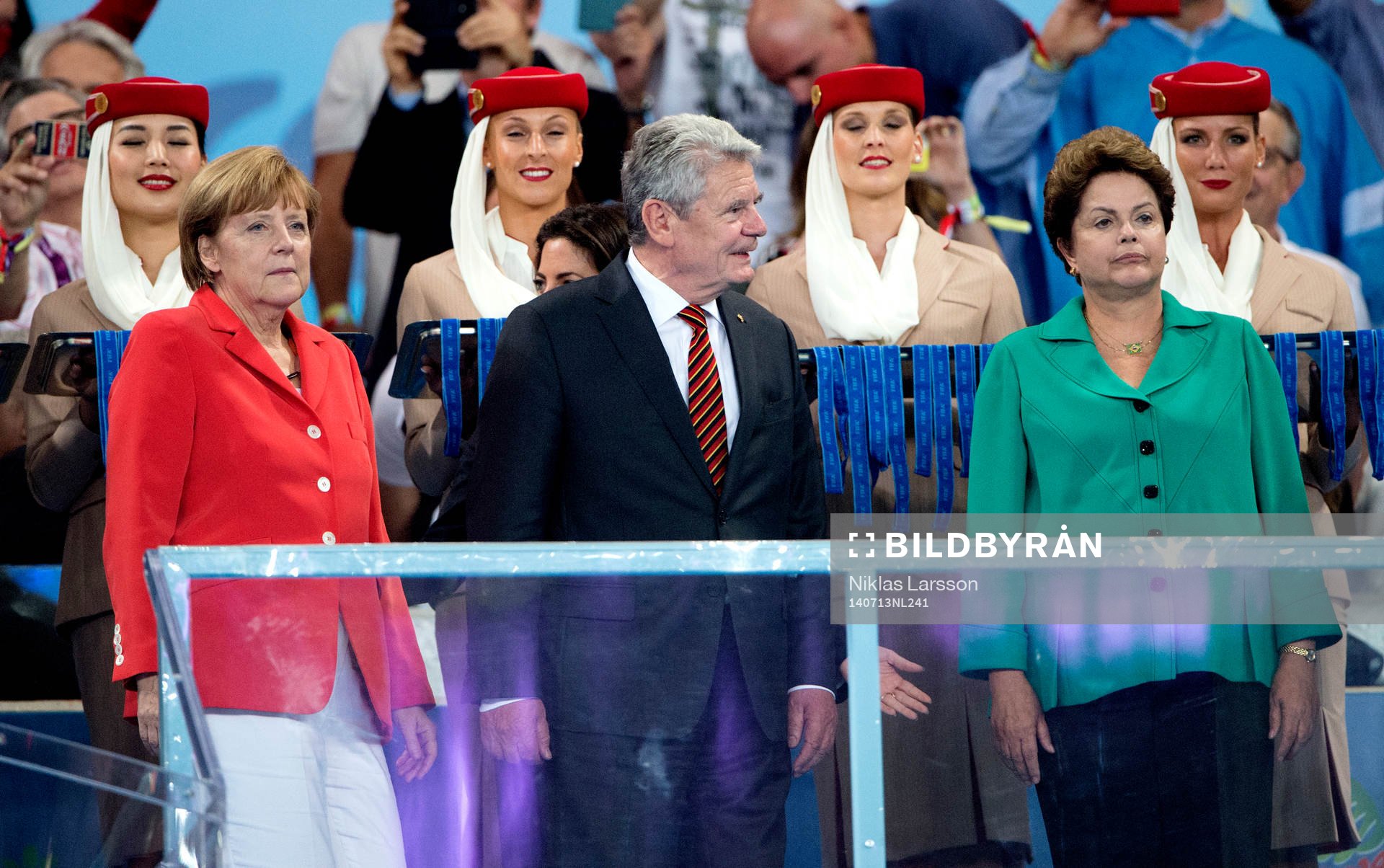 Tysklands förbundskansler Angela Merkel och Brasiliens president Dilma Rousseff under finalen mellan Argentina och Tyskland under fotbolls-VM den 13 juli 2014 i Rio de Janeiro.
