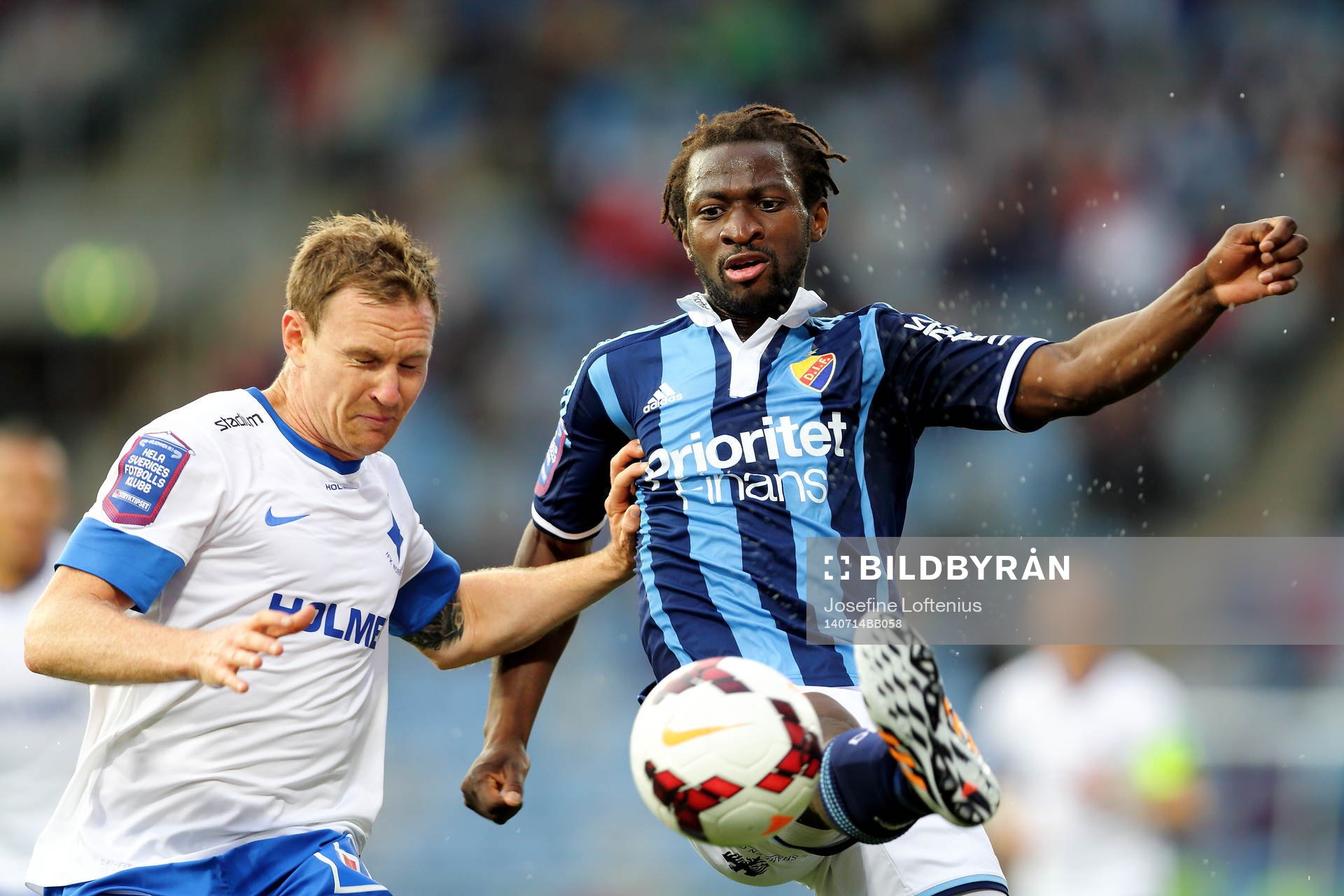 Djurgårdens Amadou Jawo och Norrköpings Marcus Falk