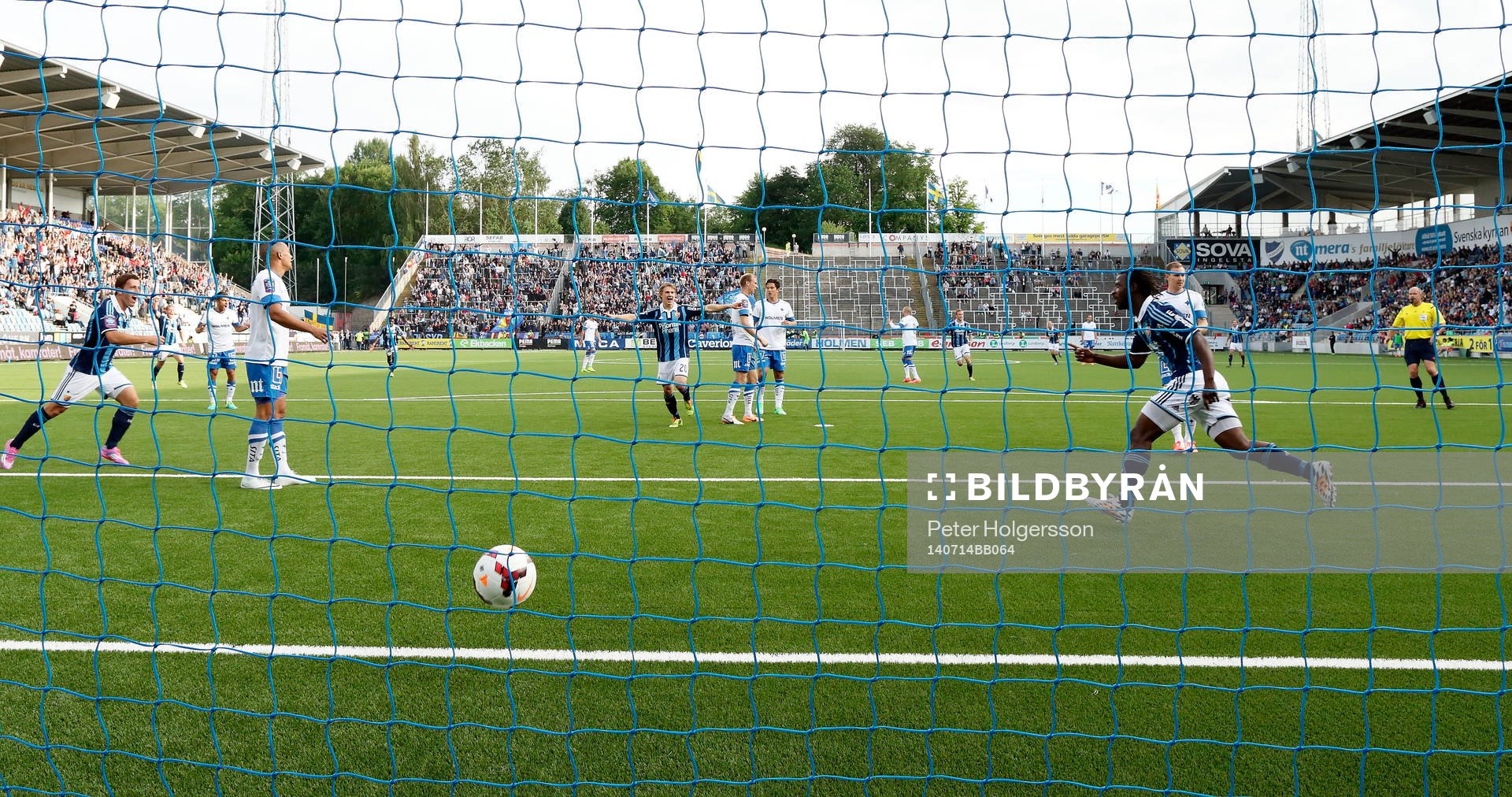 Mål 1-2 av Djurgårdens Amadou Jawo