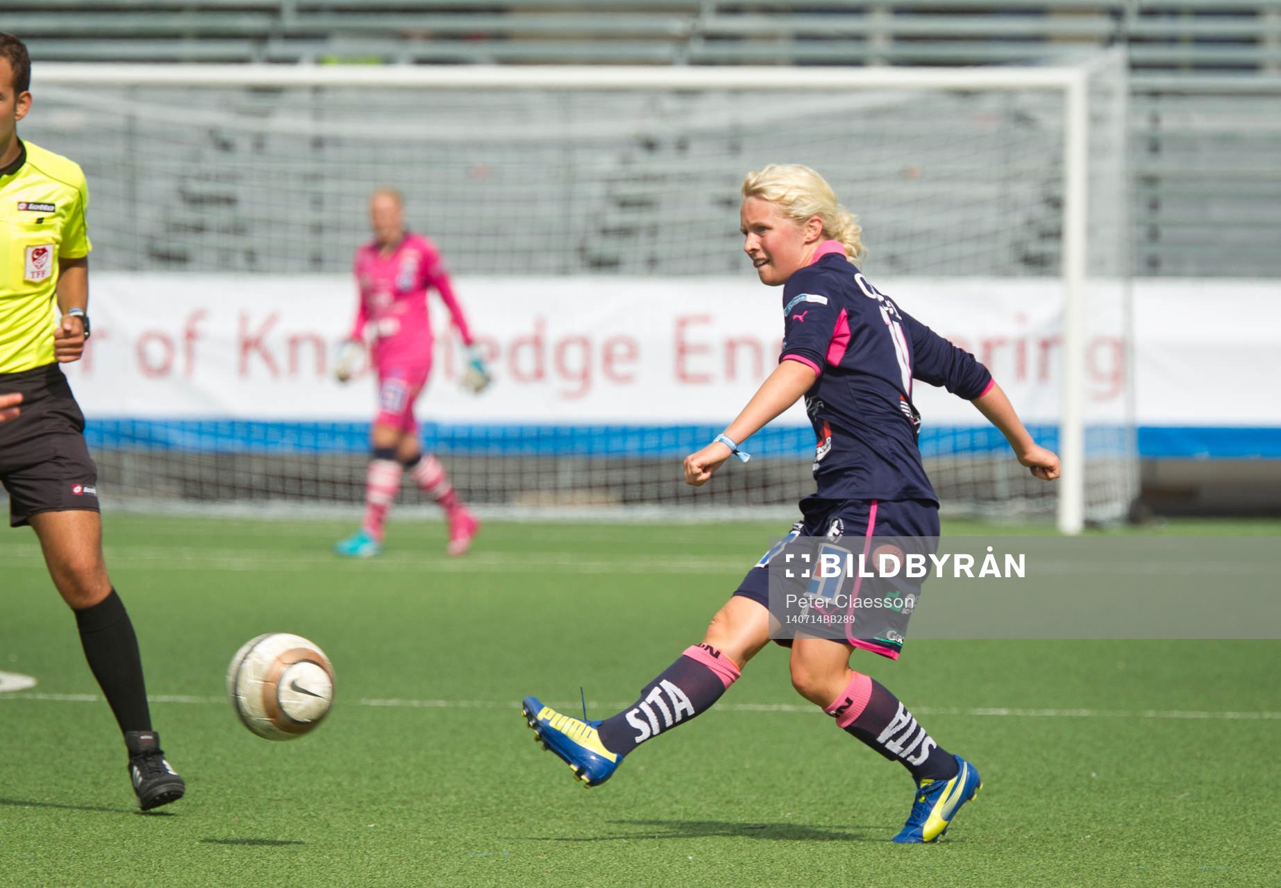 Match i Gothia Cup mellan Bayer Leverkusen och Linköping