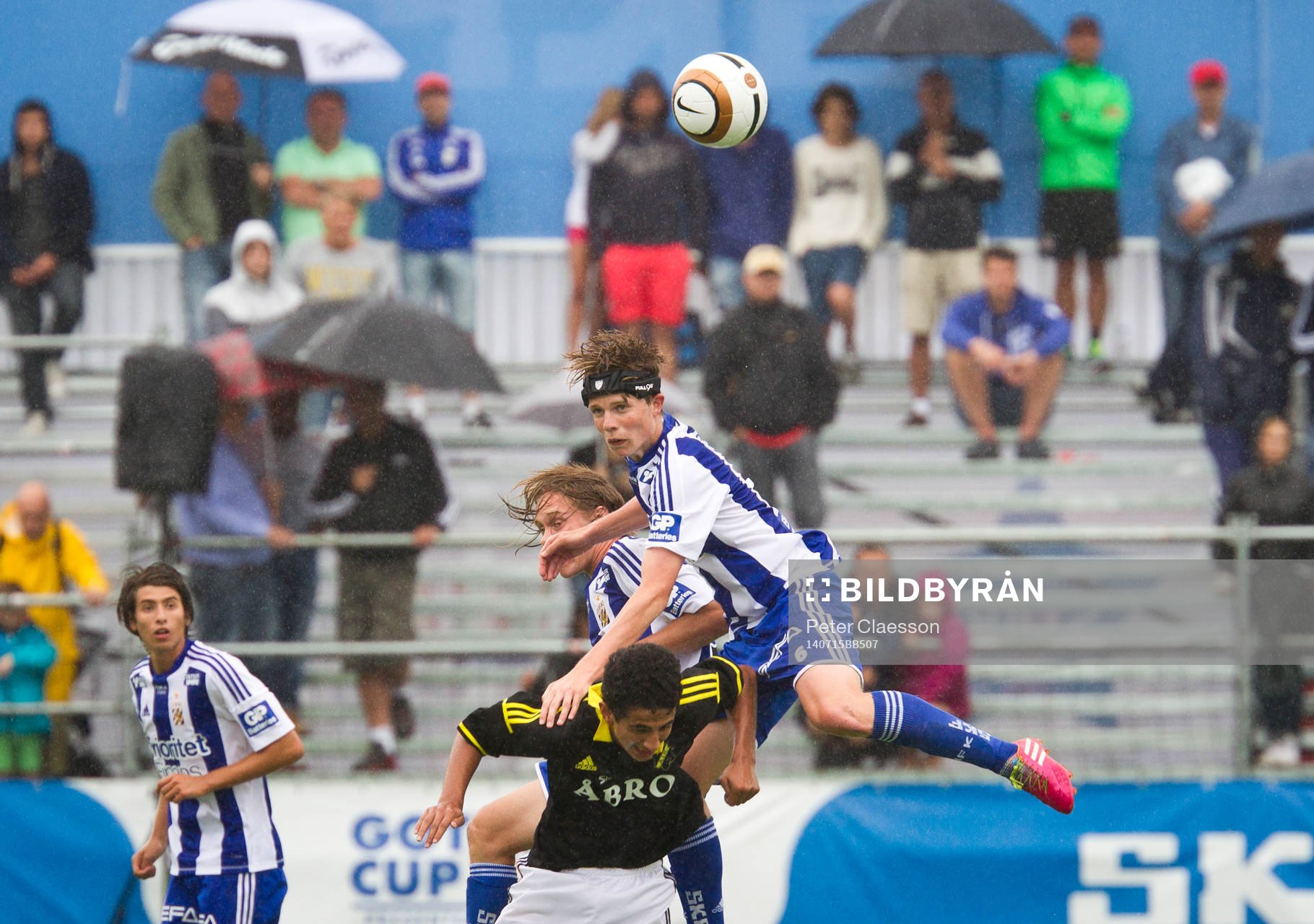 Match i Gothia Cup mellan IFK Göteborg och AIK