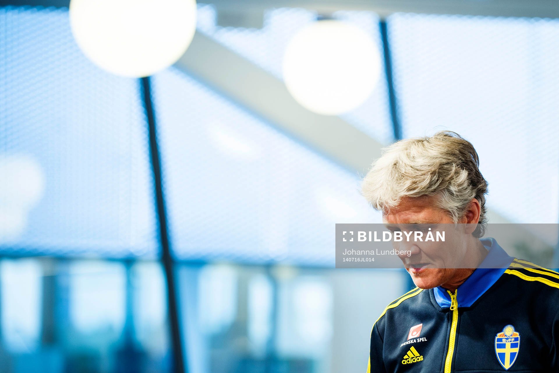 Sveriges förbundskapten Pia Sundhage presenterar