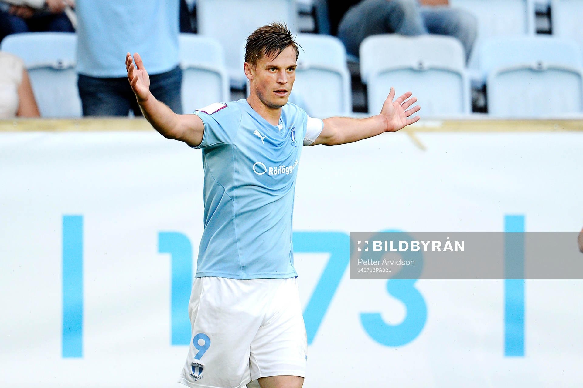 Malmö FFs Markus Rosenberg vill ha ett inkast