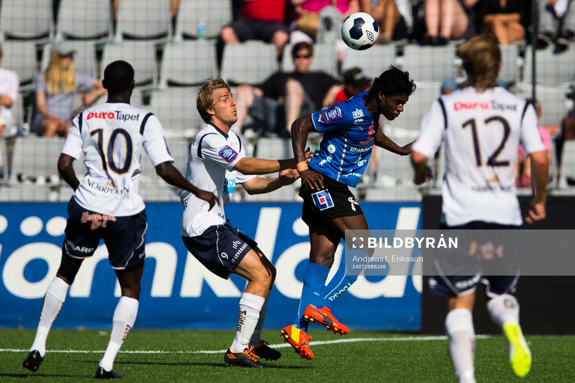 Gefles Johan Oremo och Halmstads Joseph Baffo