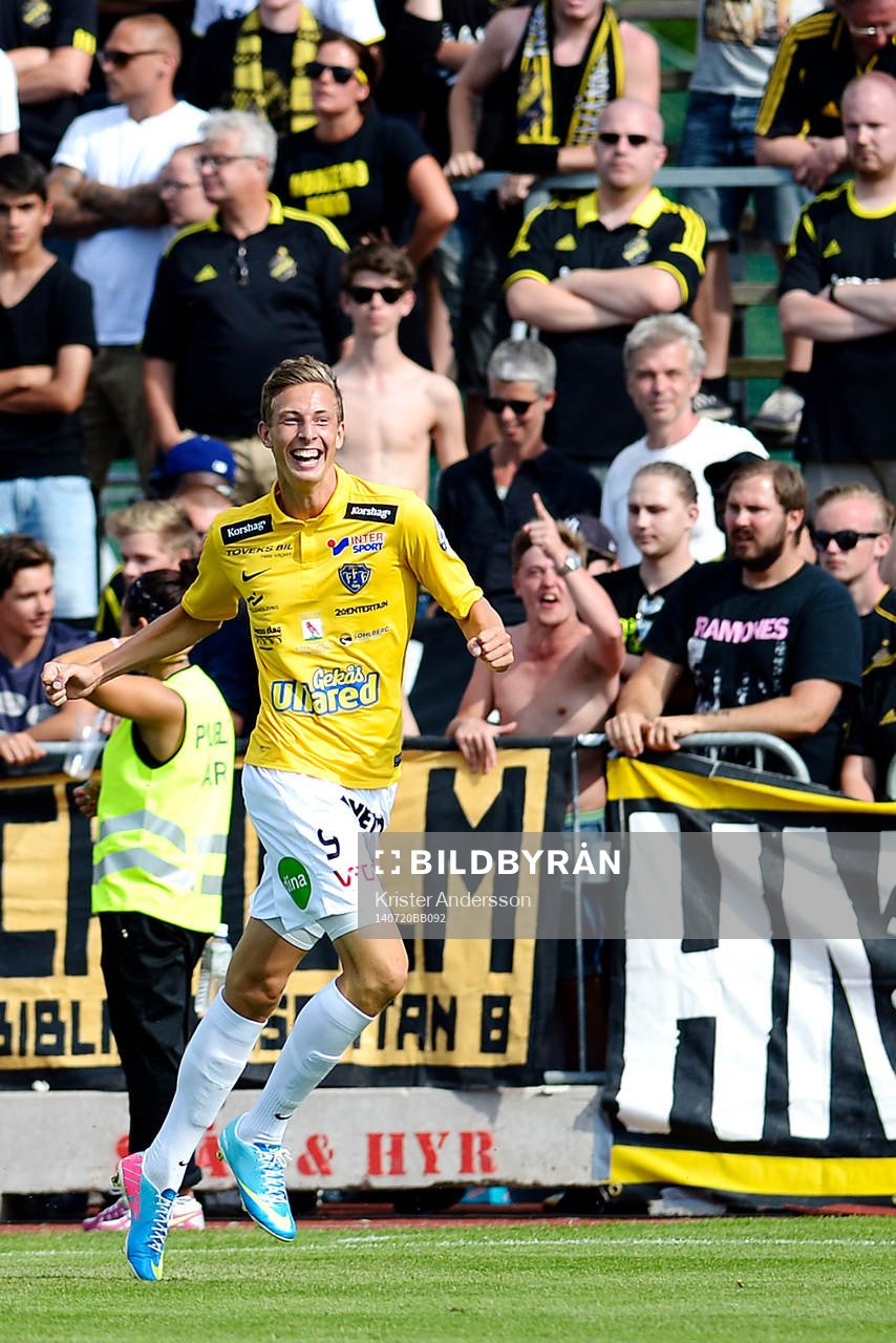 Falkenbergs Andrés Thorleifsson jublar