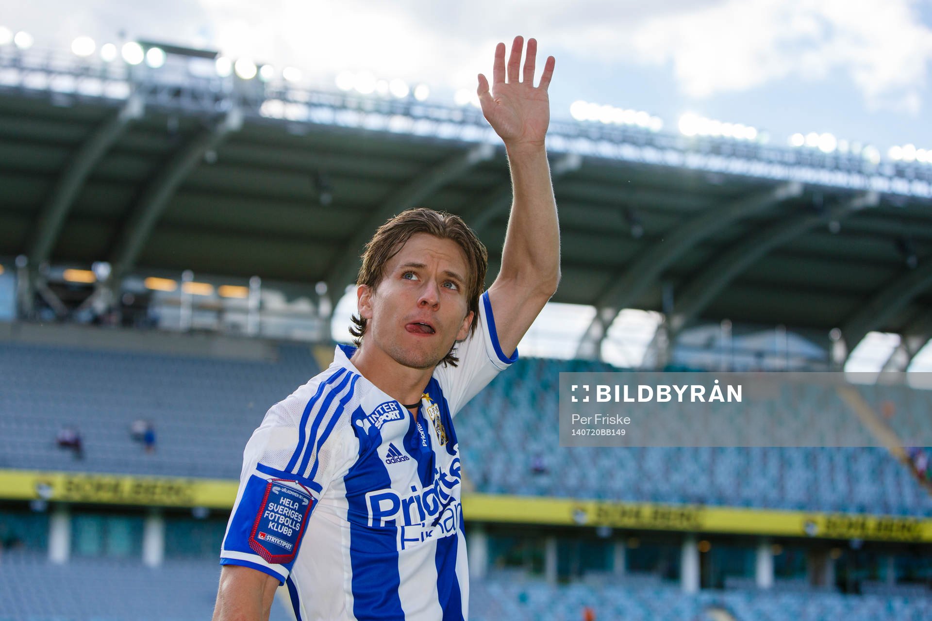 IFK Göteborgs Lasse Vibe tackar publiken