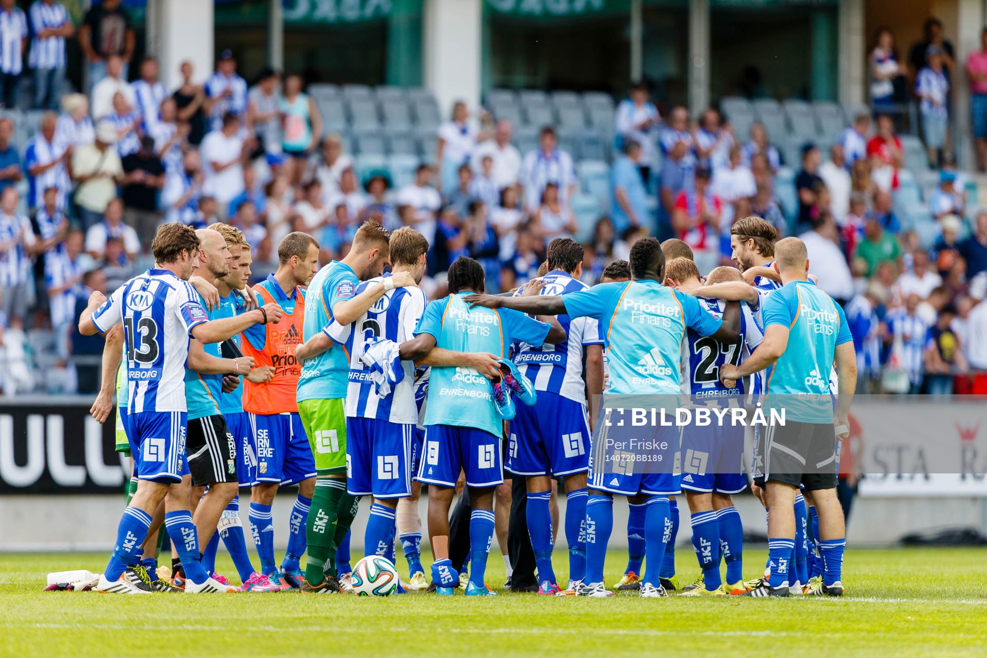 IFK Göteborgs spelare jublar