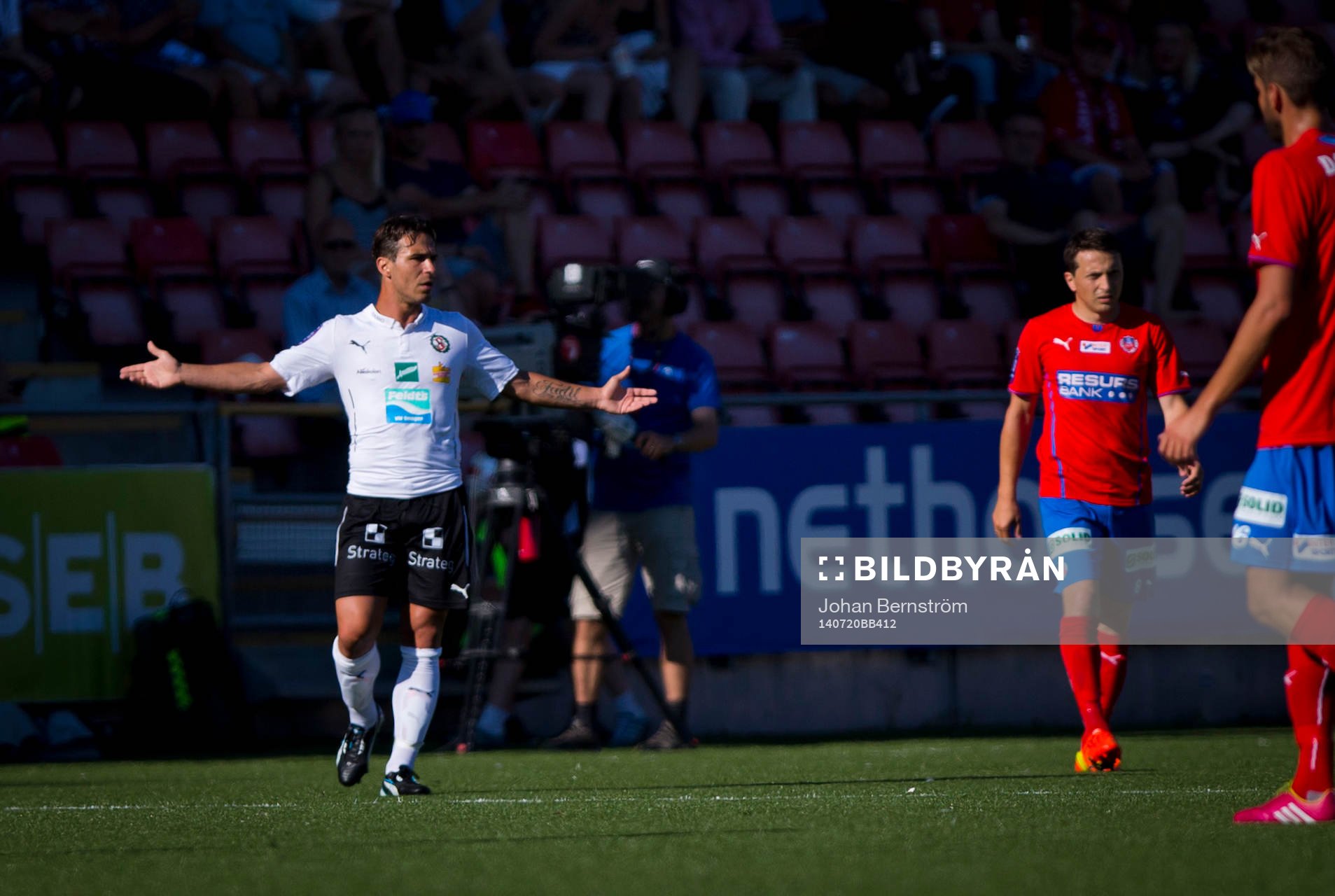 Örebros Nordin Gerzic deppar