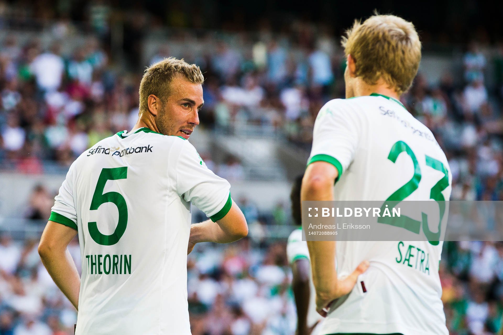 Hammarbys Daniel Theorin talar med Lars Sætra