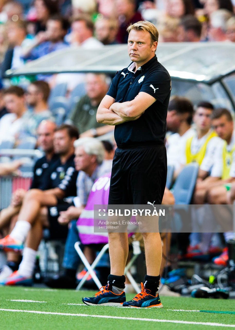 Östers tränare Roberth Björknesjö under fotbollsmatchen i Superettan mellan Hammarby och Öster den 20 juli 2014 i Stockholm. 