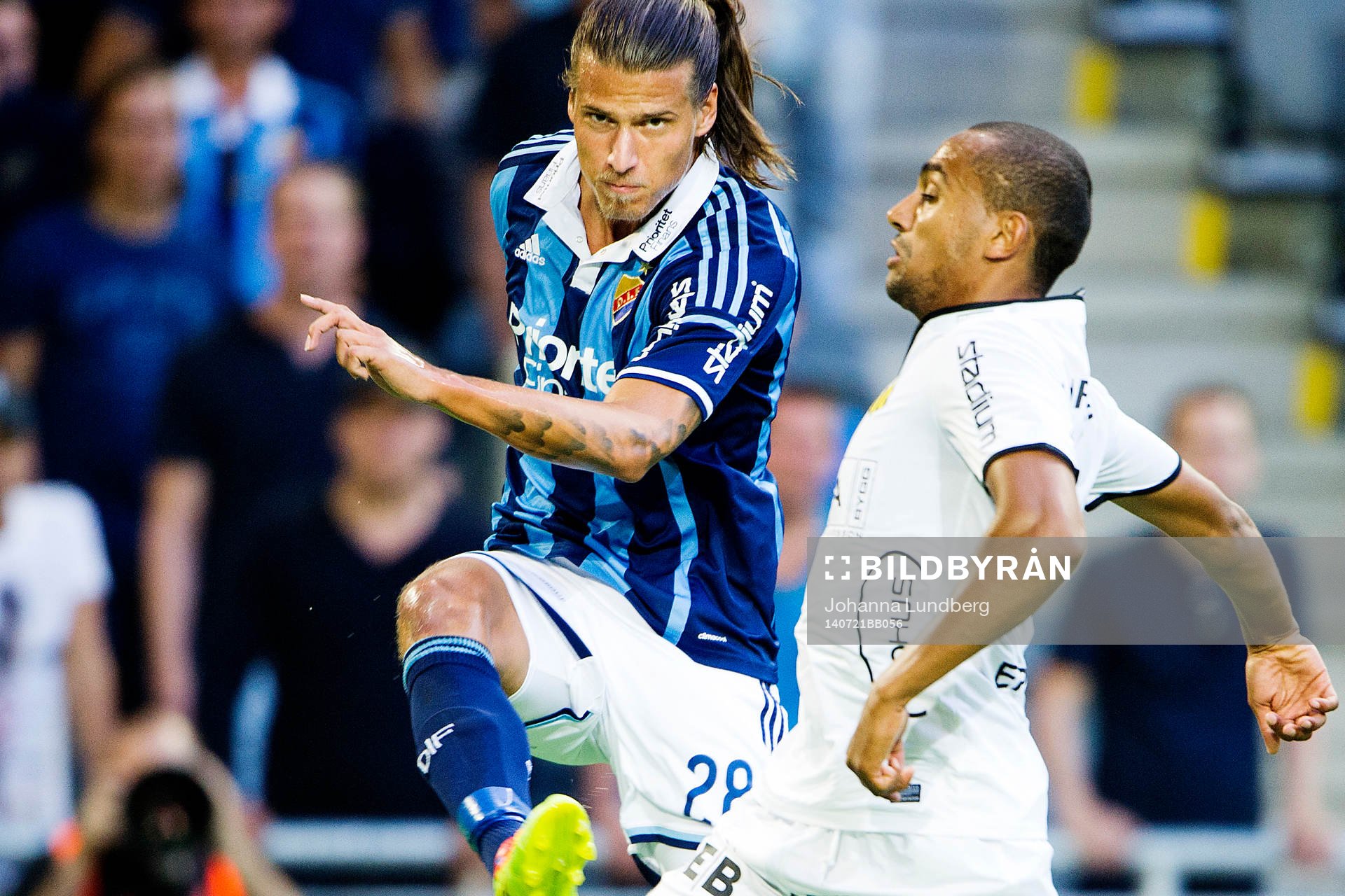 Djurgårdens Aleksandar Prijovic och Häckens Walid Atta