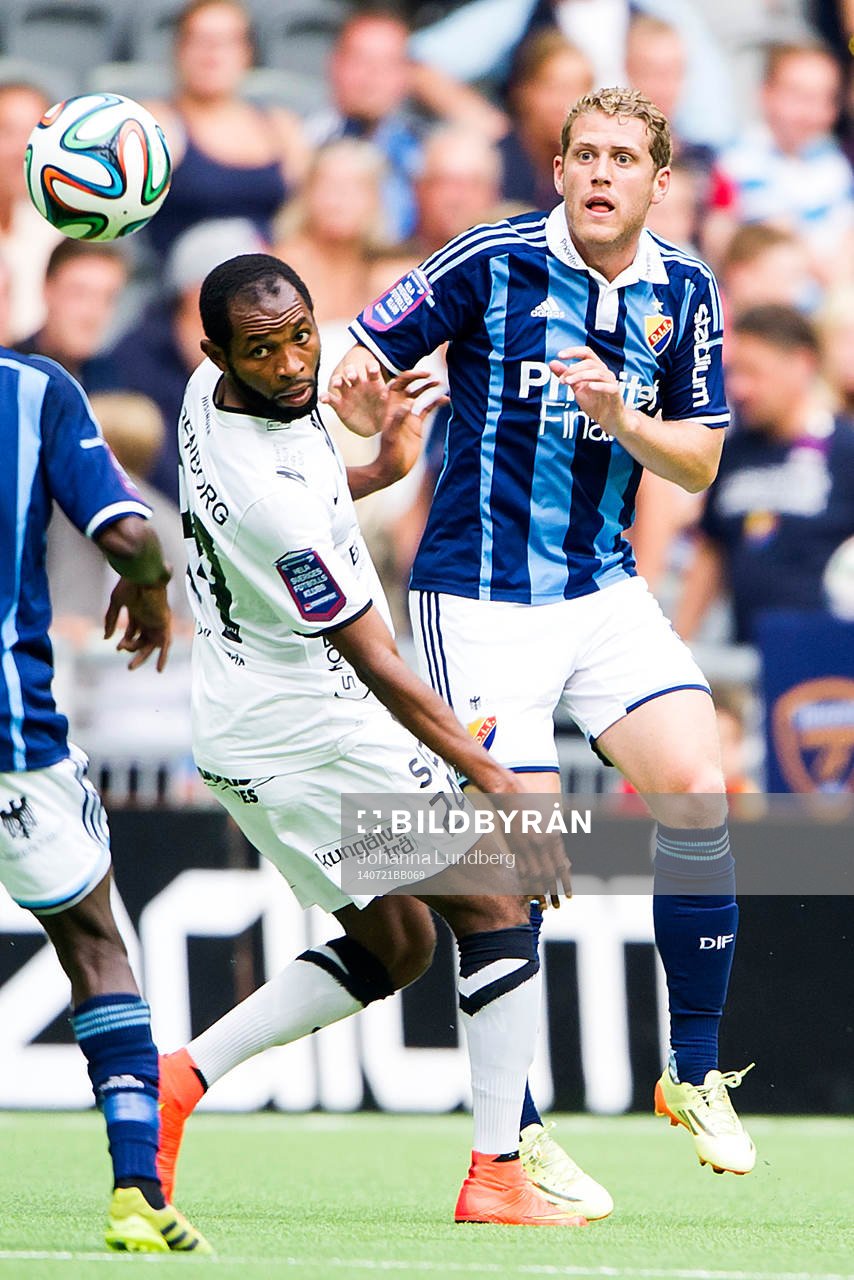 Häckens Rene Makondele och Djurgårdens Stefan Karlsson