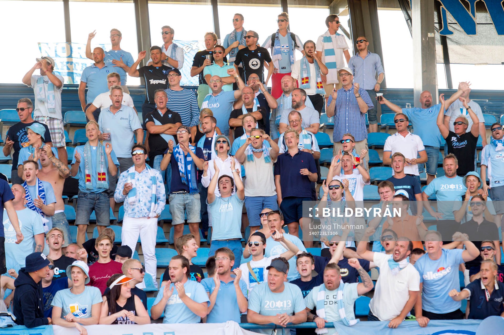 Malmö FFs supportrar på plats innan kvalmatchen i