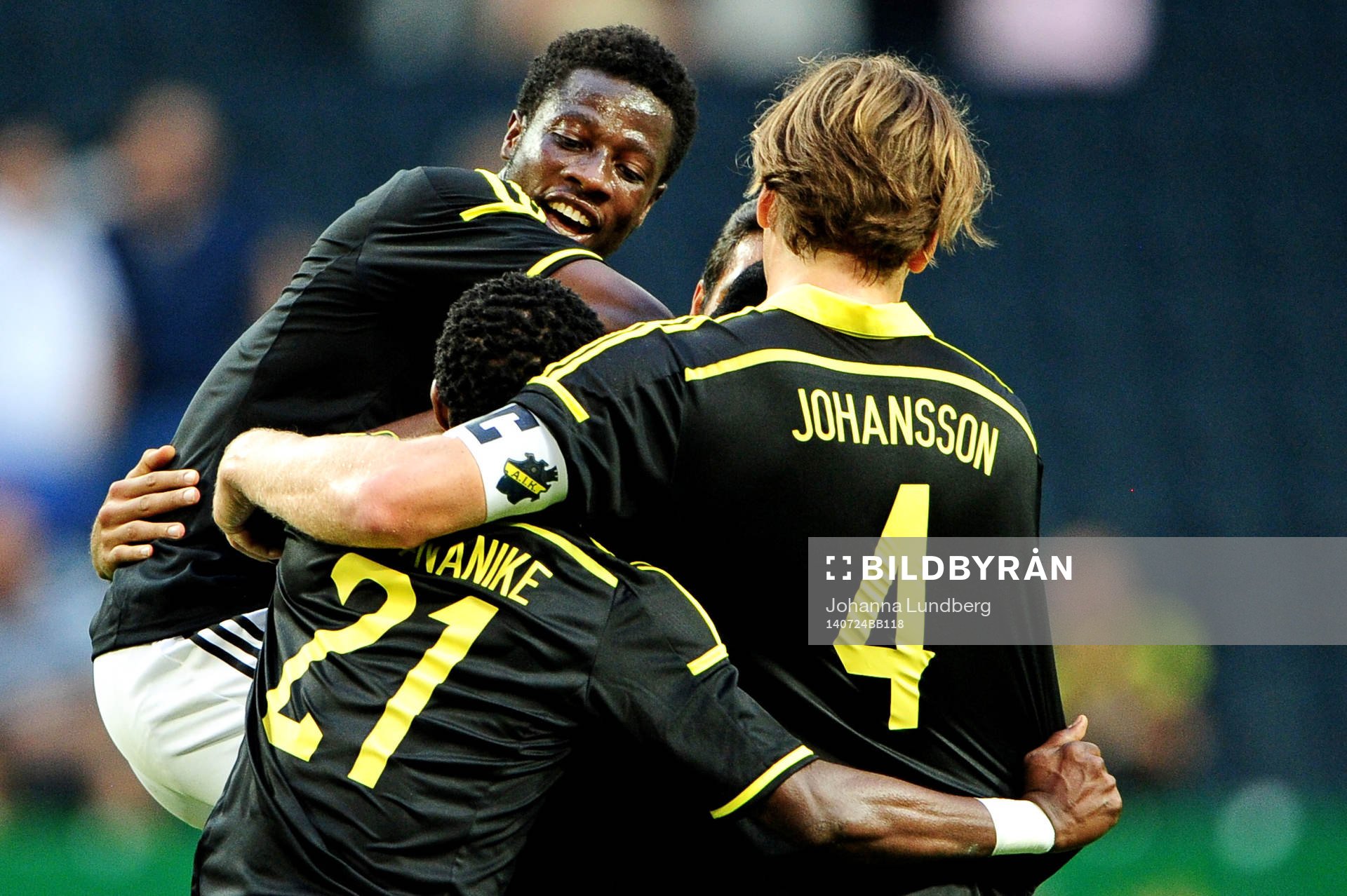 s Ebenezer Ofori, Kennedy Igboananike och Nils-Eric
