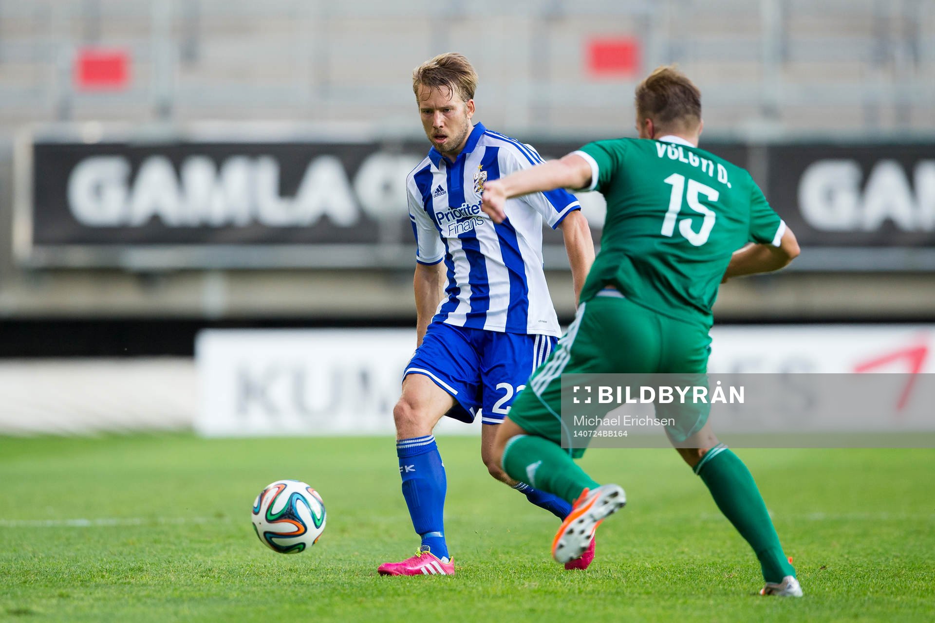 IFK Göteborgs Adam Johansson mot Györis Daniel Völgyi