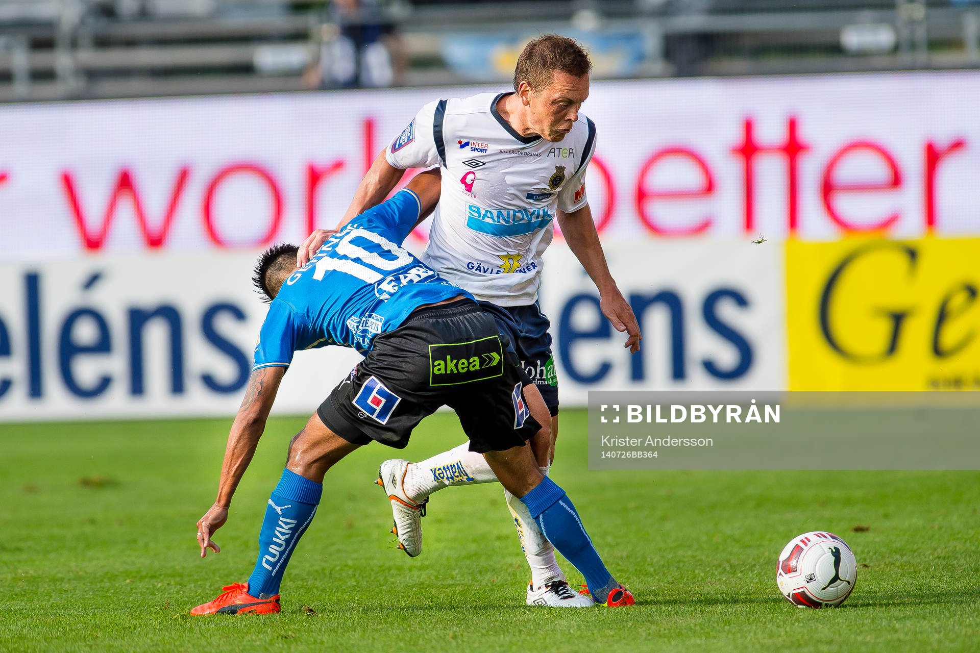 Halmstads Antonio Rojas och Gefles Jens Portin