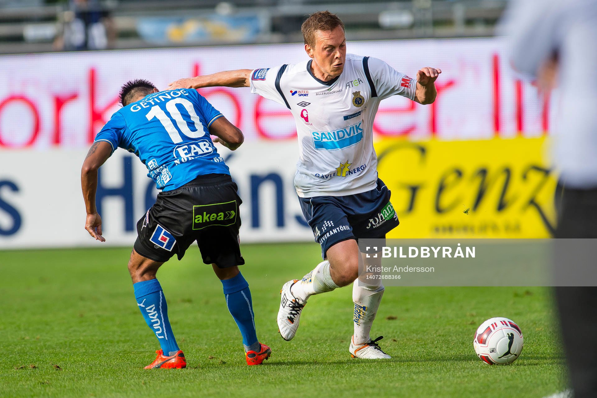 Halmstads Antonio Rojas och Gefles Jens Portin