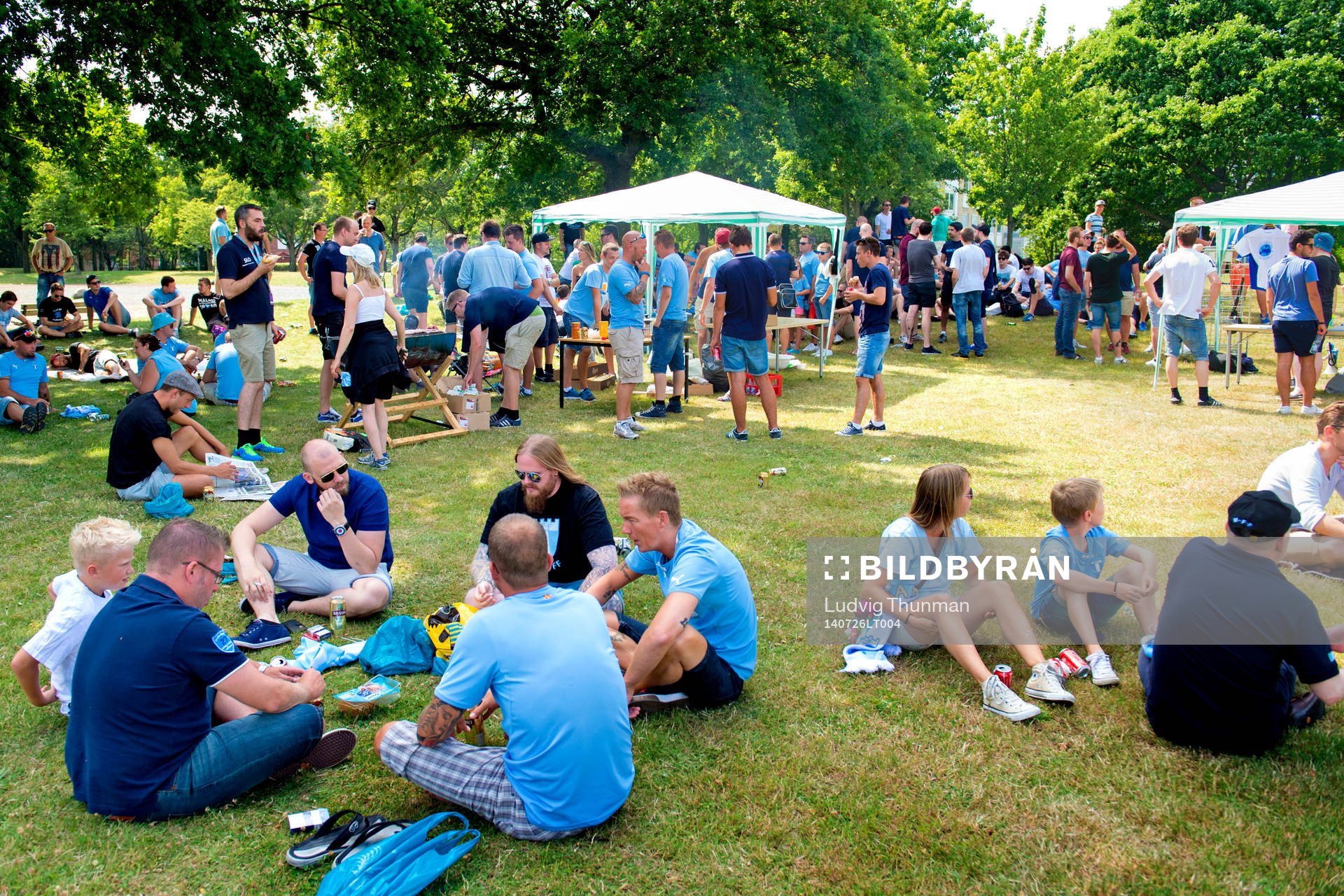 Malmös supportrar samlas och grillar
