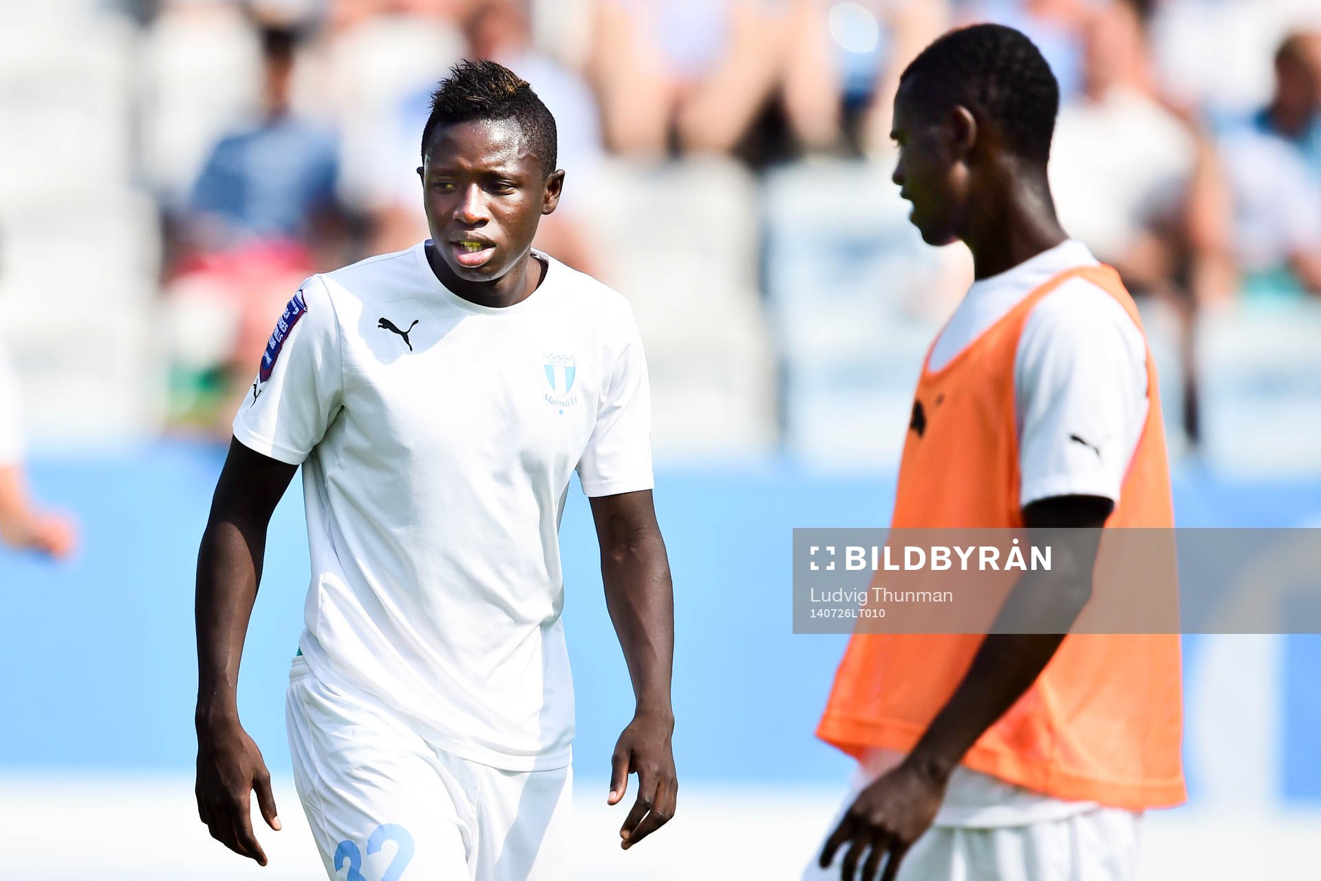 Malmö FFs Pa Konate och Enock Kofi Adu värmer upp