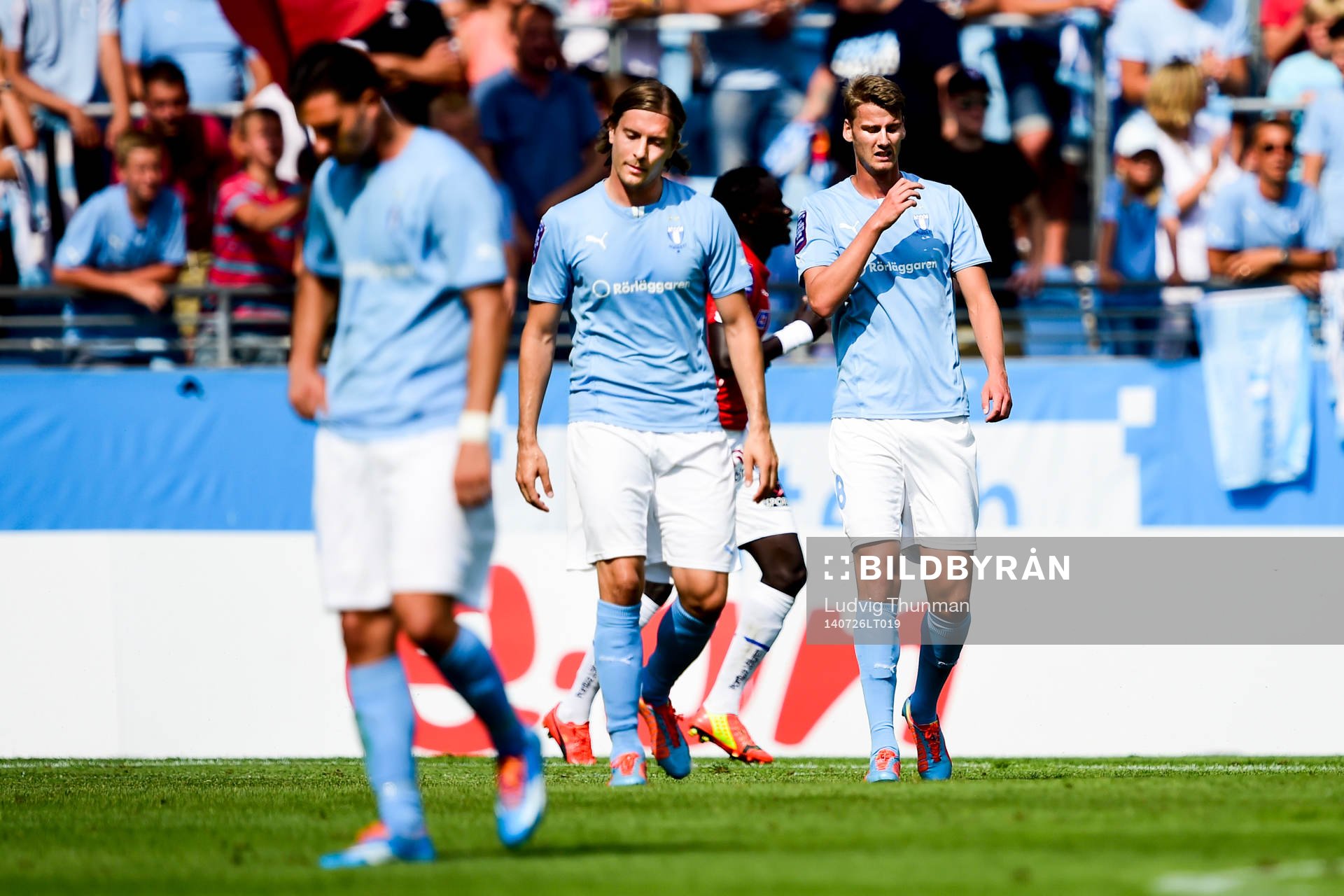 Malmö FFs Markus Halsti (m) och Johan Hammar (th) deppar