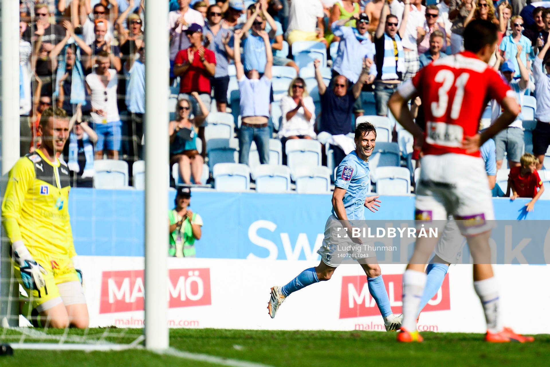 Malmö FFs Markus Rosenberg (m) jublar