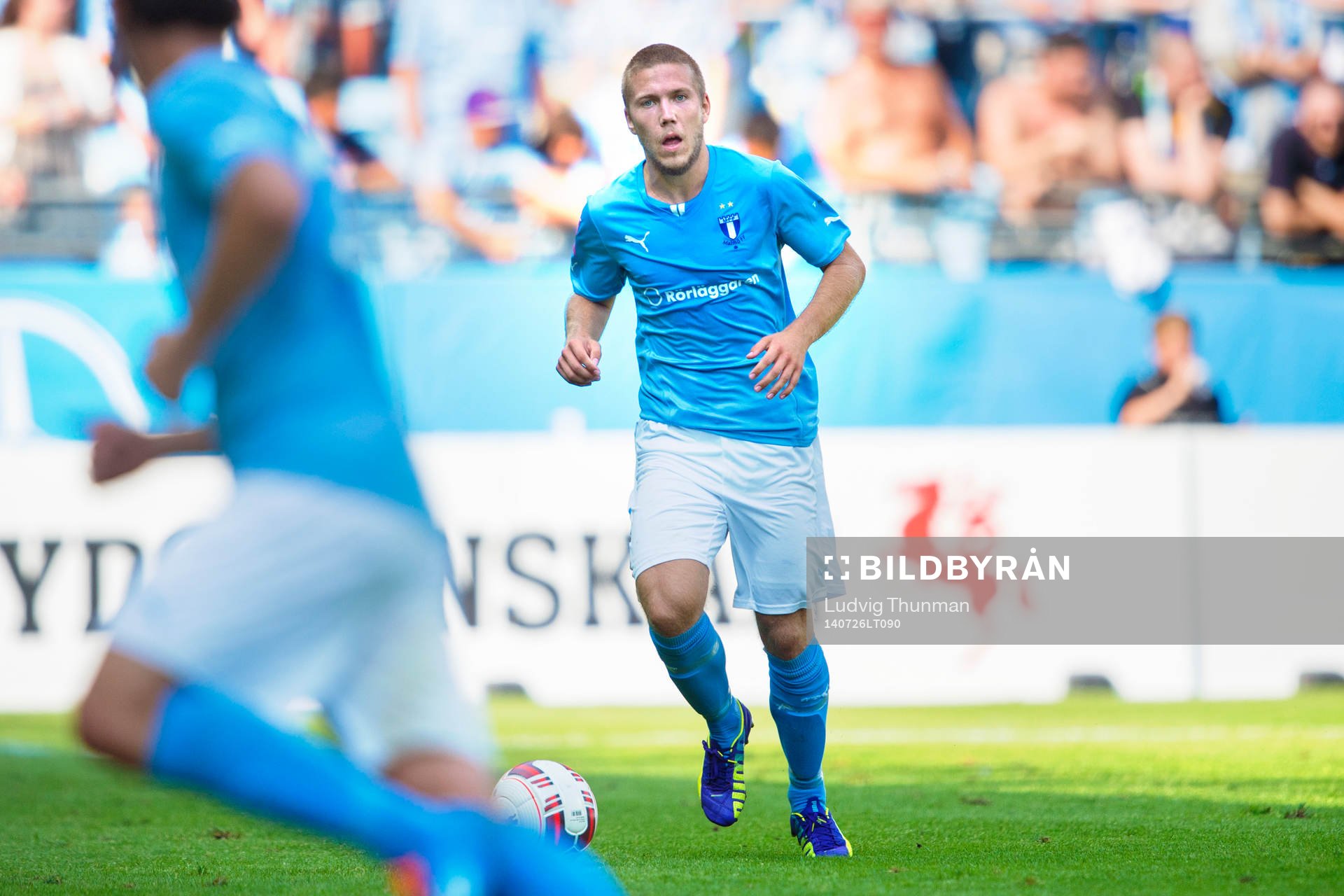 Malmö FFs Anton Tinnerholm under matchen i Allsvenskan mellan Malmö FF och Kalmar den 26 juli 2014 i Malmö. 