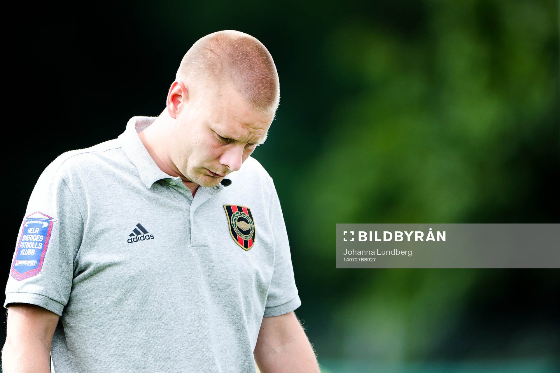 Brommapojkarnas tränare Stefan Billborn deppar