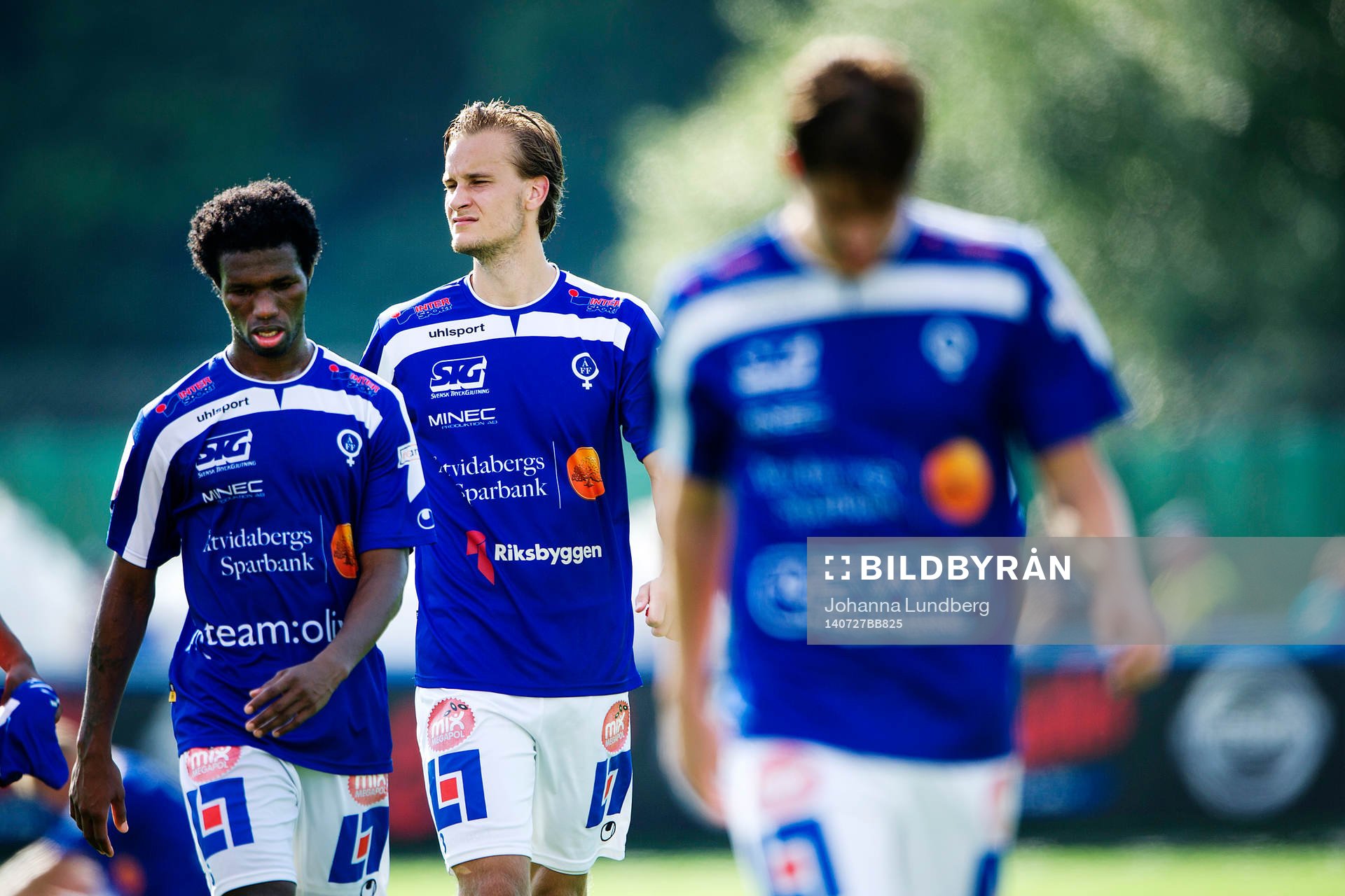 Åtvidabergs Mohammed Abubakari och Månz Karlsson deppar