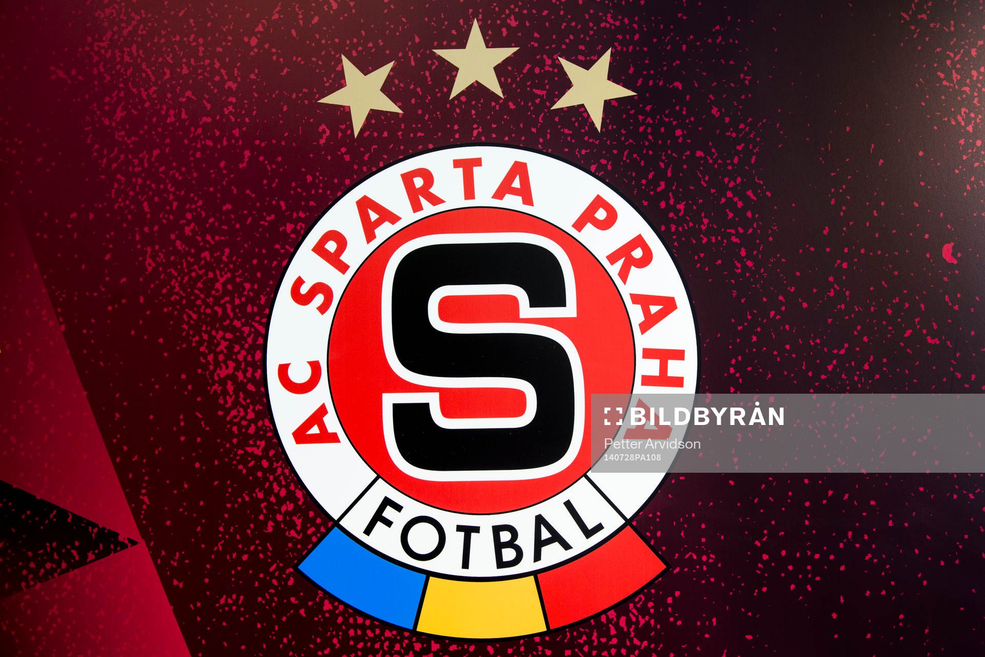 Sparta Prags logga under Malmö FFs träning inför kvalmatchen i Champions League mot Sparta Prag den 28 juli 2014 i Prag.