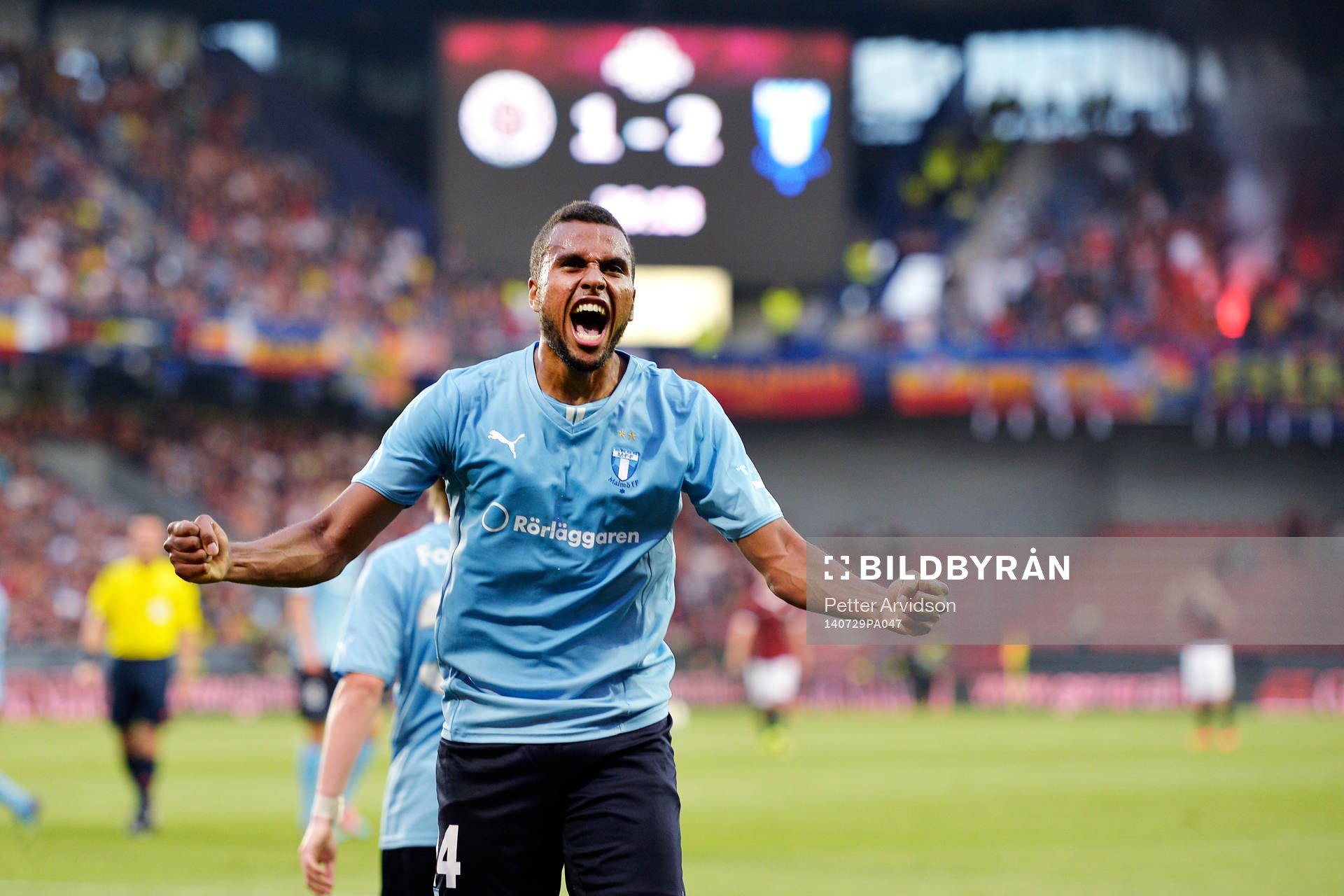 Malmö FFs Isaac Kiese Thelin jublar