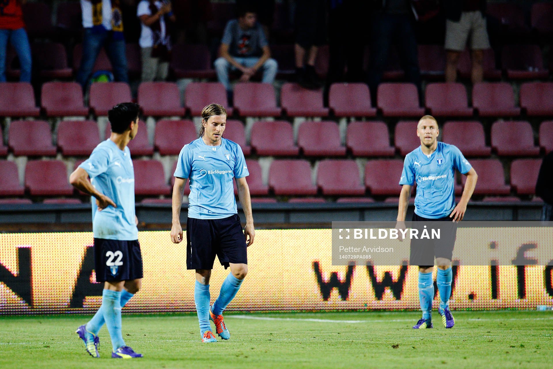 Malmö FFs  Amin Nazari (tv) Markus Halsti (m) och Anton