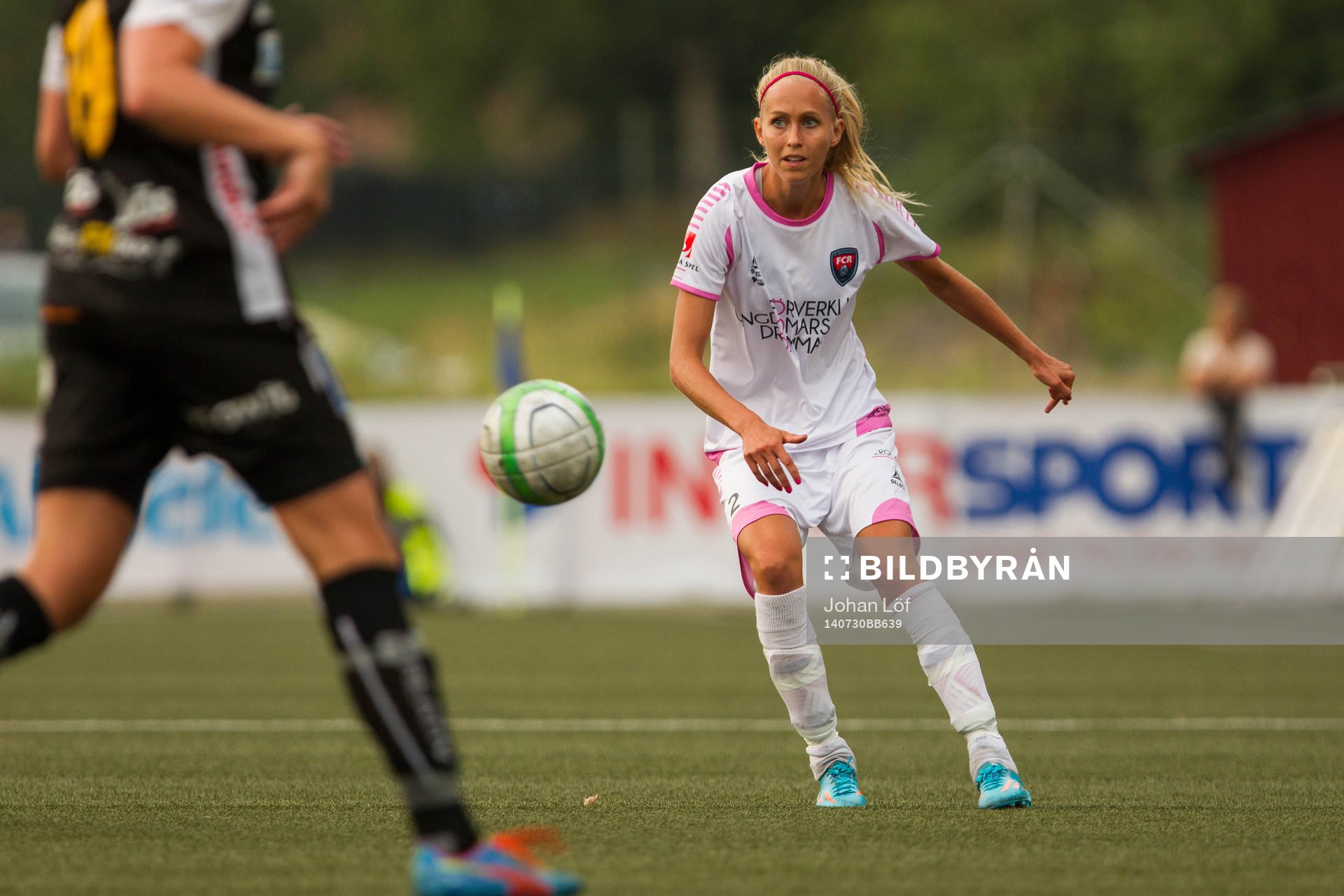 Rosengårds Line Röddick Hansen under fotbollsmatchen i Damallsvenskan mellan Umeå och Rosengård den 30 Juli 2014 i Umeå.