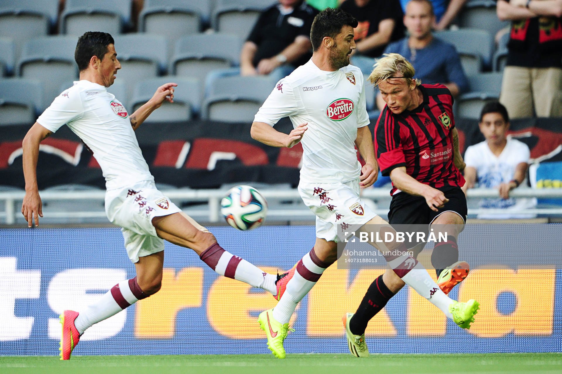 Torinos Cesare Bovo och Brommapojkarnas Nicklas Bärkroth
