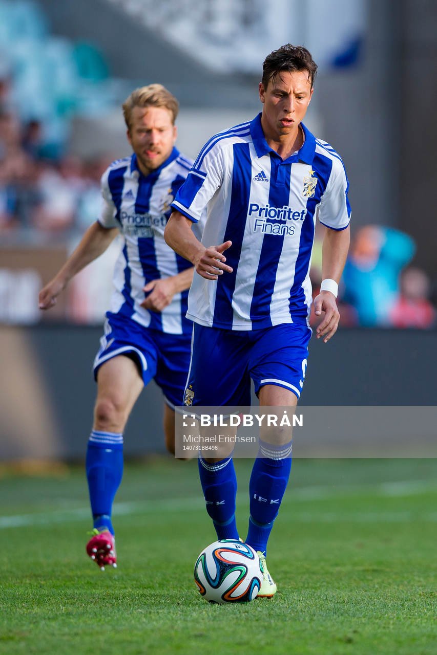 IFK Göteborgs Martin Smedberg-Dalence med Adam Johansson