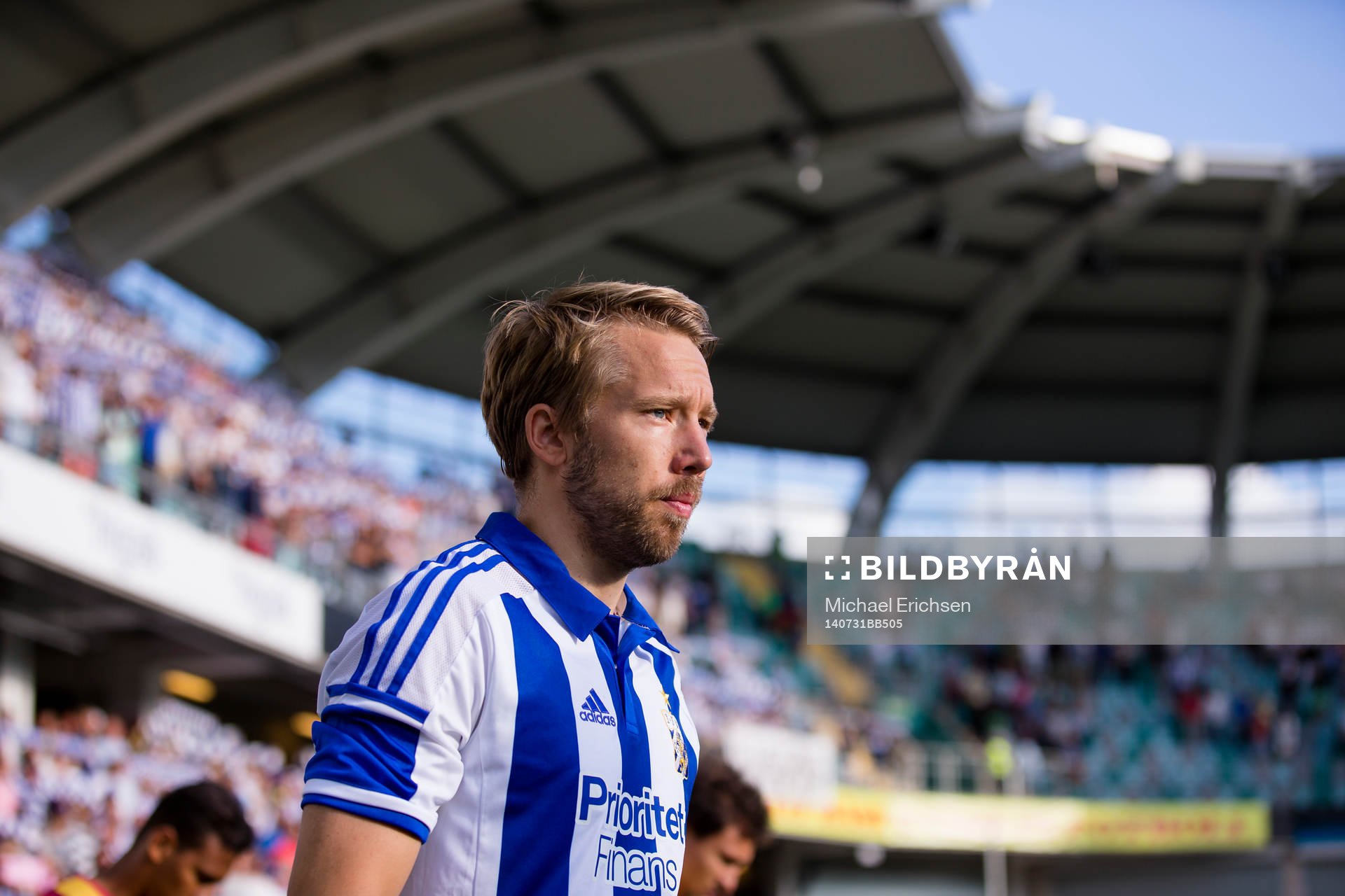 IFK Göteborgs Adam Johansson på väg in till