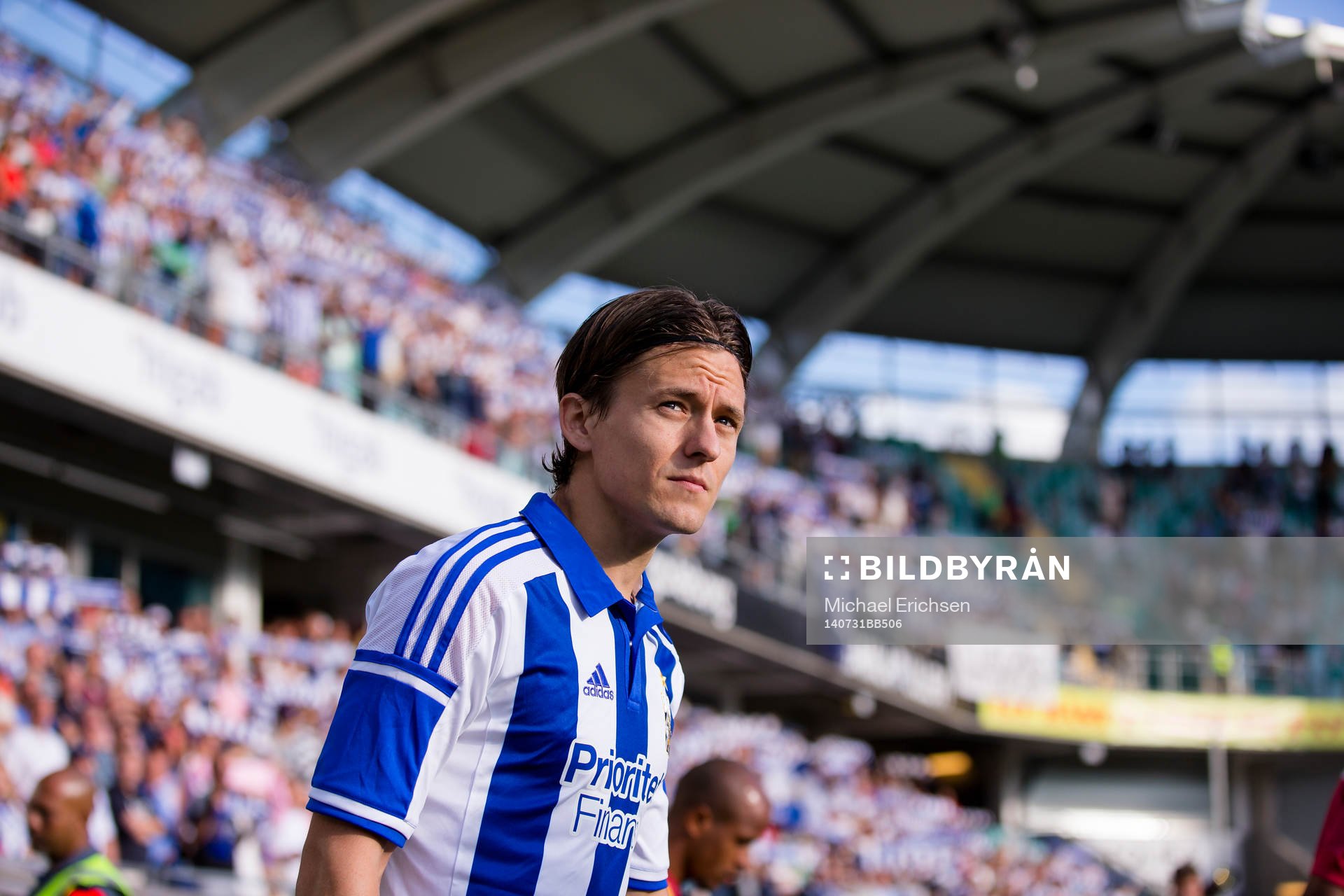 IFK Göteborgs Lasse Vibe på väg in till fotbollsmatchen