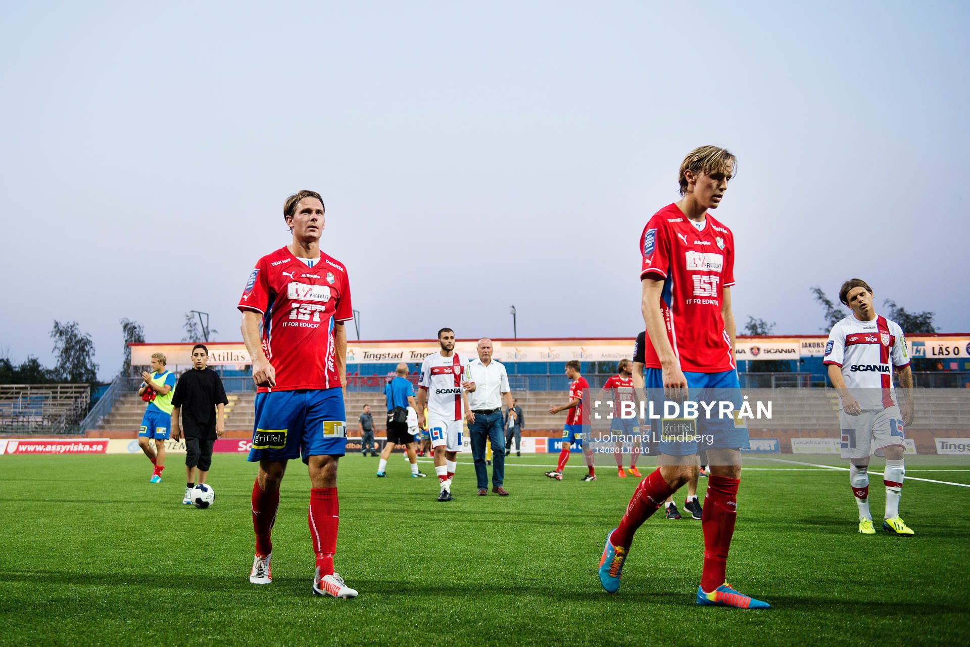 Östers Freddy Söderberg och Joakim Lindner deppar när
