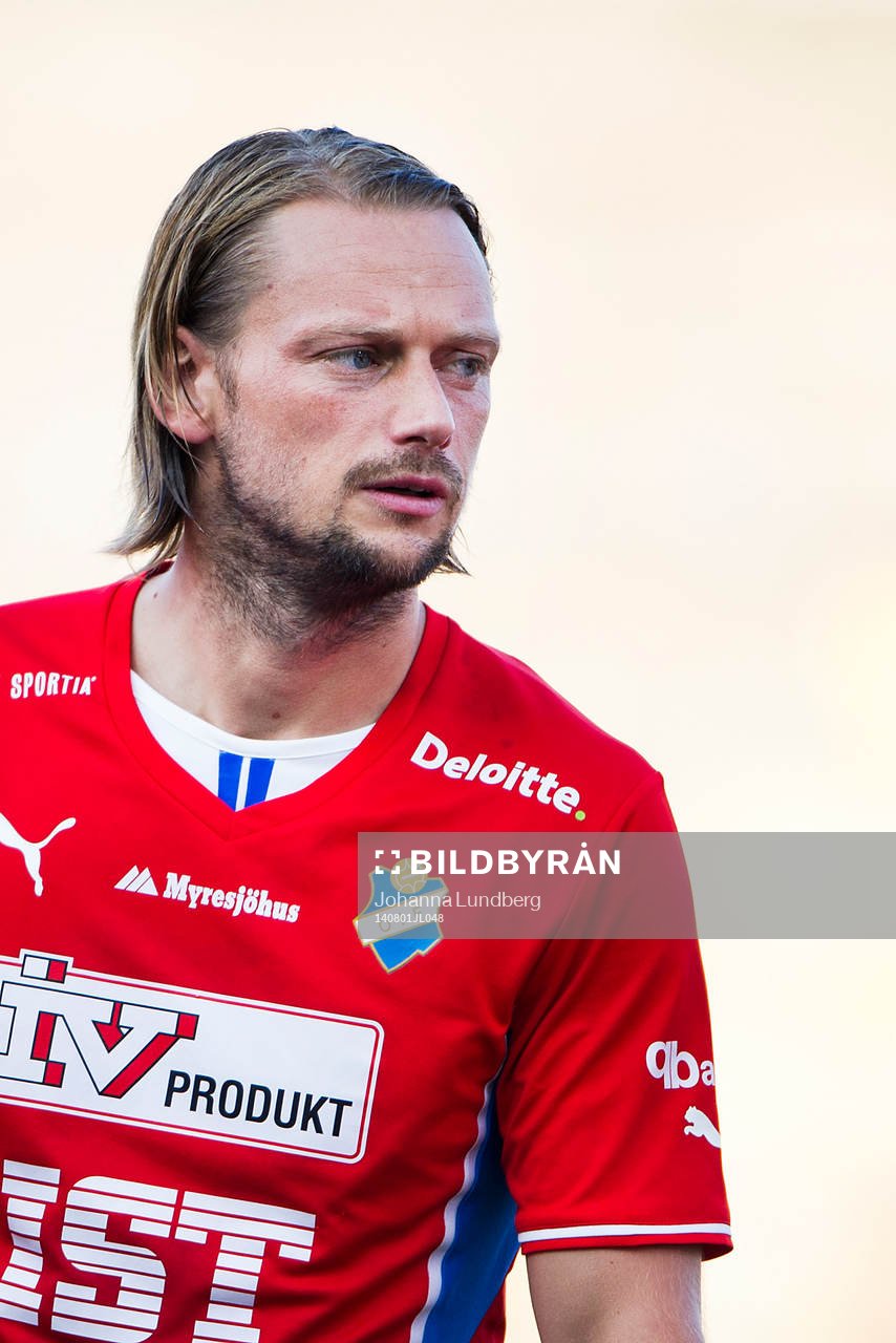 Östers Patrik Bojent under fotbollsmatchen i Superettan mellan Assyriska och Öster den 1 augusti 2014 i Södertälje.