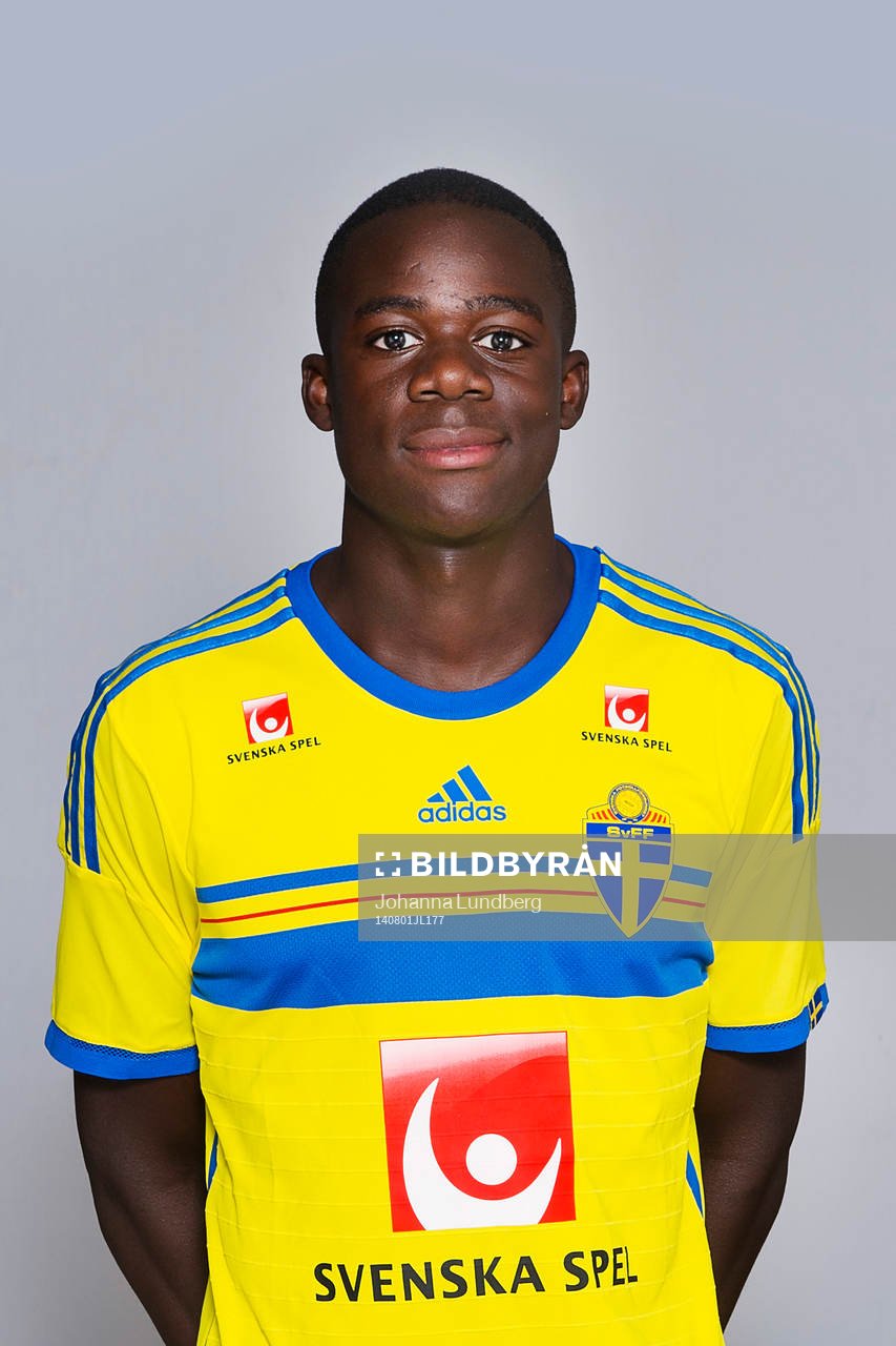 Joel Mumbongo, som spelar i P15/99-landslaget, poserar för ett porträtt den 1 augusti 2014 i Stockholm.