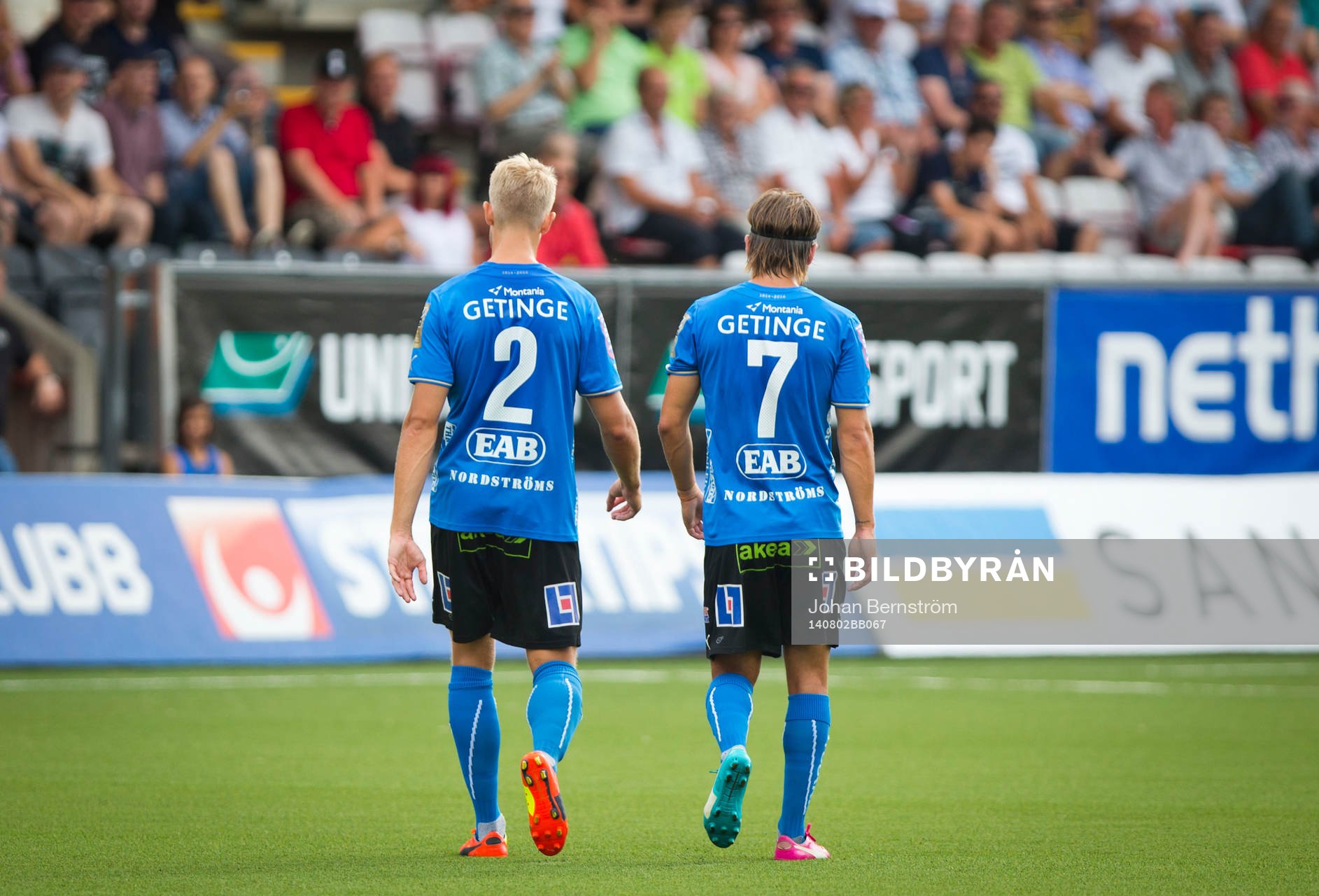 Halmstads Richard Magyar gör självmål och Viktor Ljung
