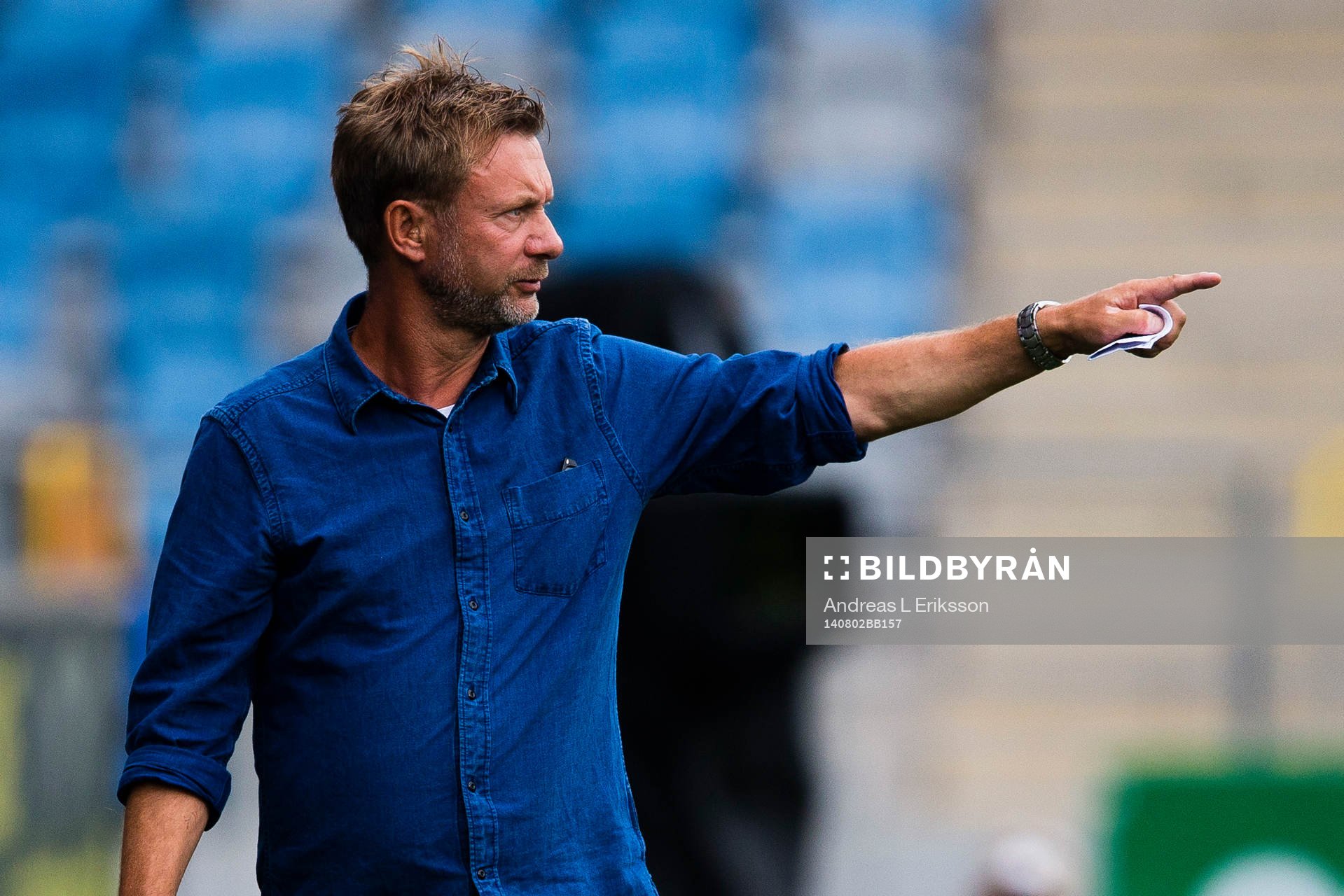 Häckens tränare Peter Gerhardsson under fotbollsmatchen i Allsvenskan mellan Norrköping och Häcken den 2 augusti 2014 i Norrköping. 