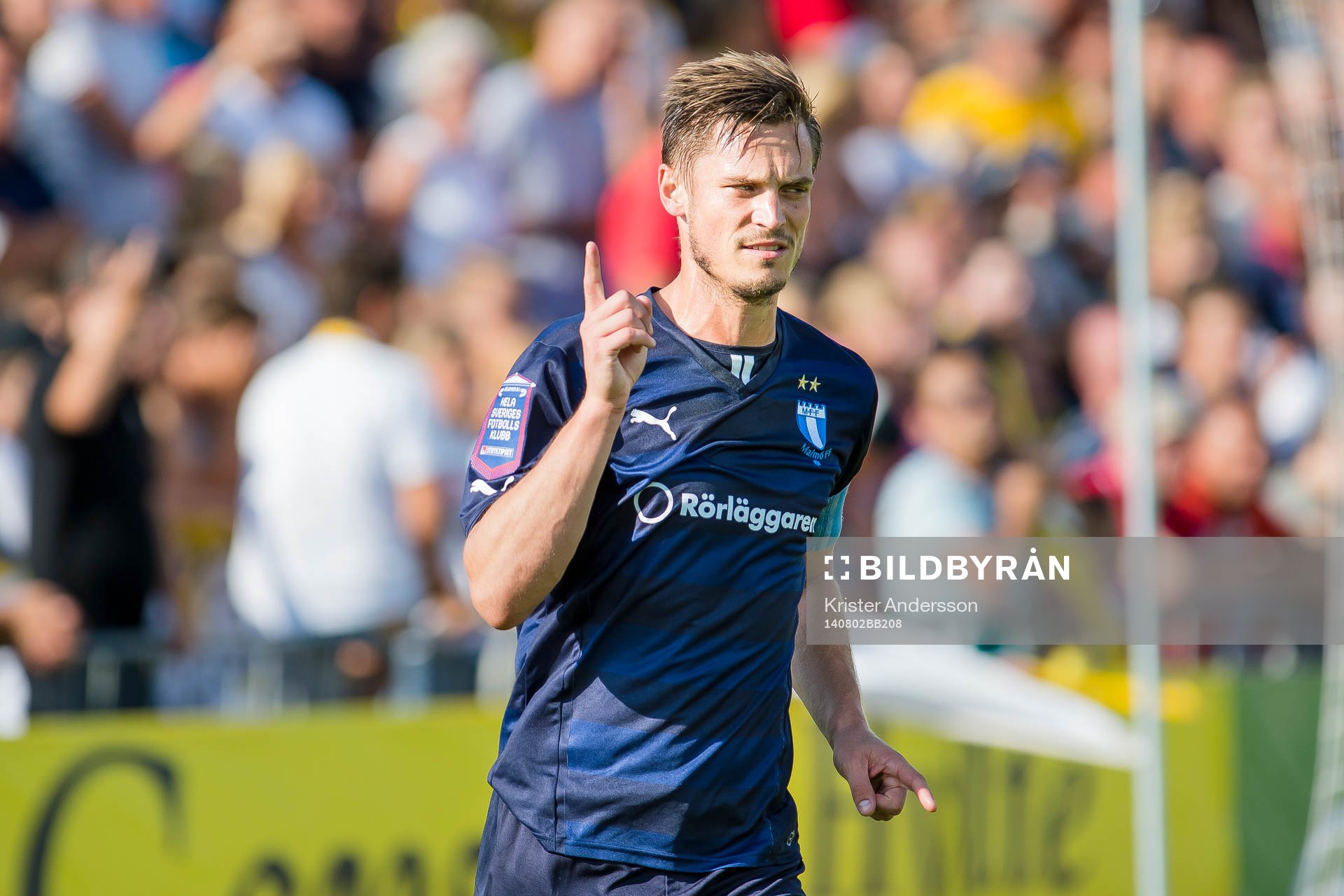 Malmö FFs Markus Rosenberg har gjort 1-3 och jublar